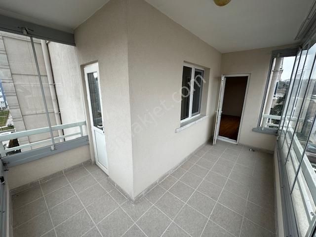 Ahi Mesut Bulvarına Cephe Sitede Anka Gros Karşısı Katta 3+1 - Görsel 20