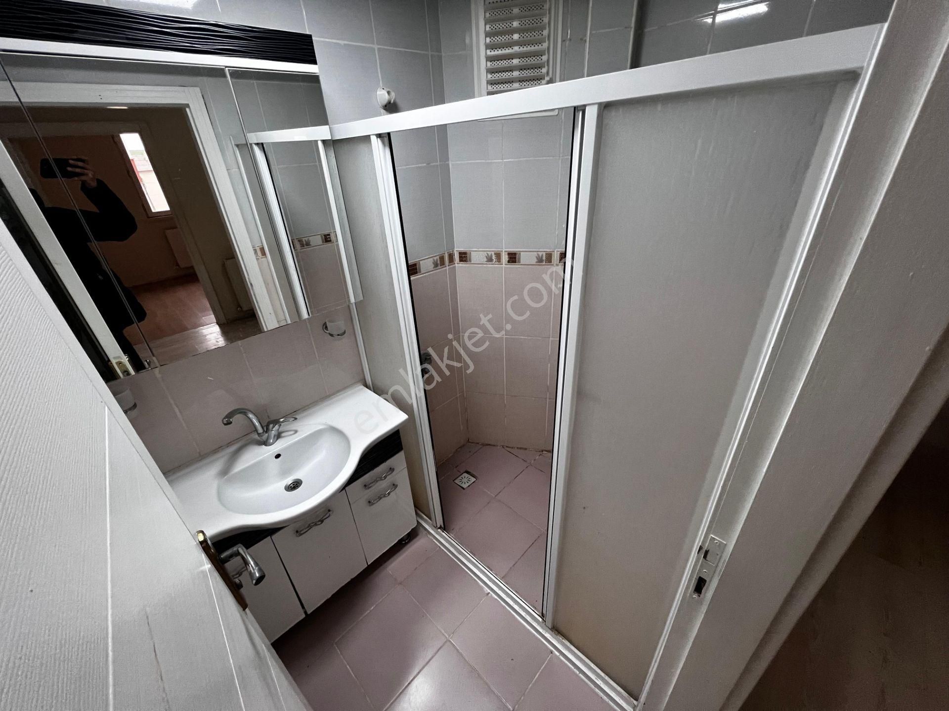 Yılmaz Gayrimenkulden Ful Yapılı 12 Yıllık 1 Kat Kacırılmayacak 3+1 Fırsat Dairesi - Görsel 19