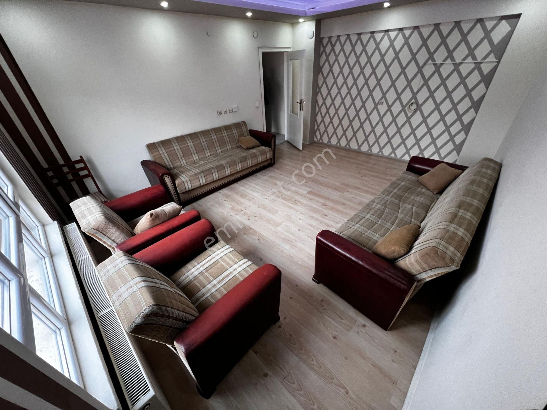 Yılmaz Gayrimenkulden Ful Yapılı 12 Yıllık 1 Kat Kacırılmayacak 3+1 Fırsat Dairesi - Görsel 3