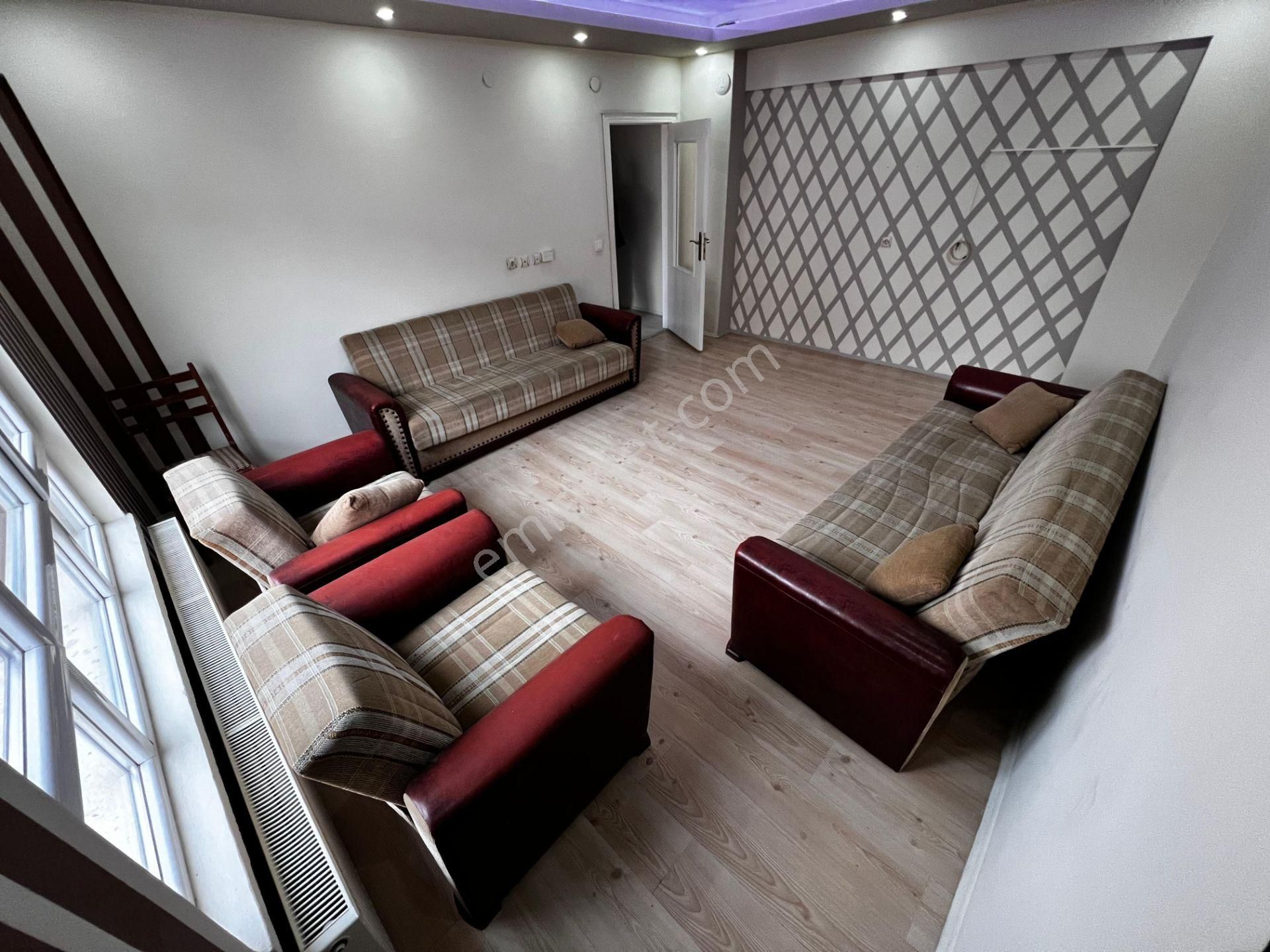 Yılmaz Gayrimenkulden Ful Yapılı 12 Yıllık 1 Kat Kacırılmayacak 3+1 Fırsat Dairesi - Görsel 17