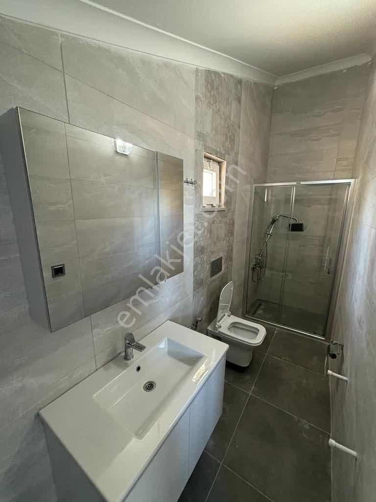 Yıldızlı'da Fırsat Satılık 5+1 Tripleks Villa - Görsel 7