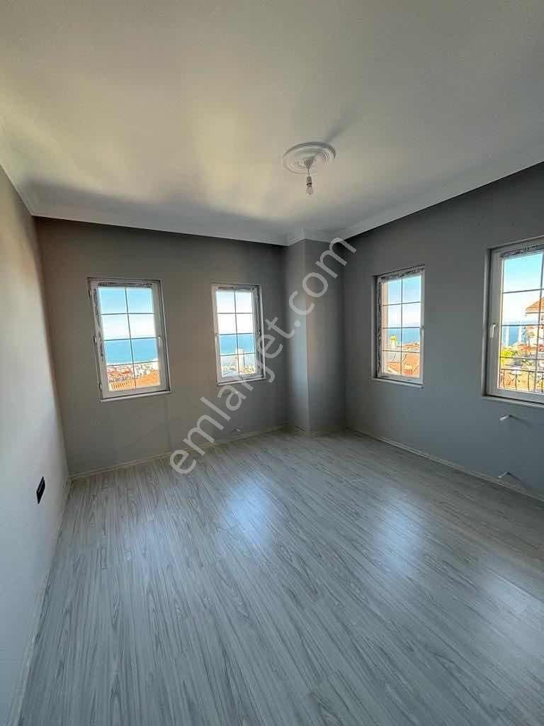 Yıldızlı'da Fırsat Satılık 5+1 Tripleks Villa - Görsel 12