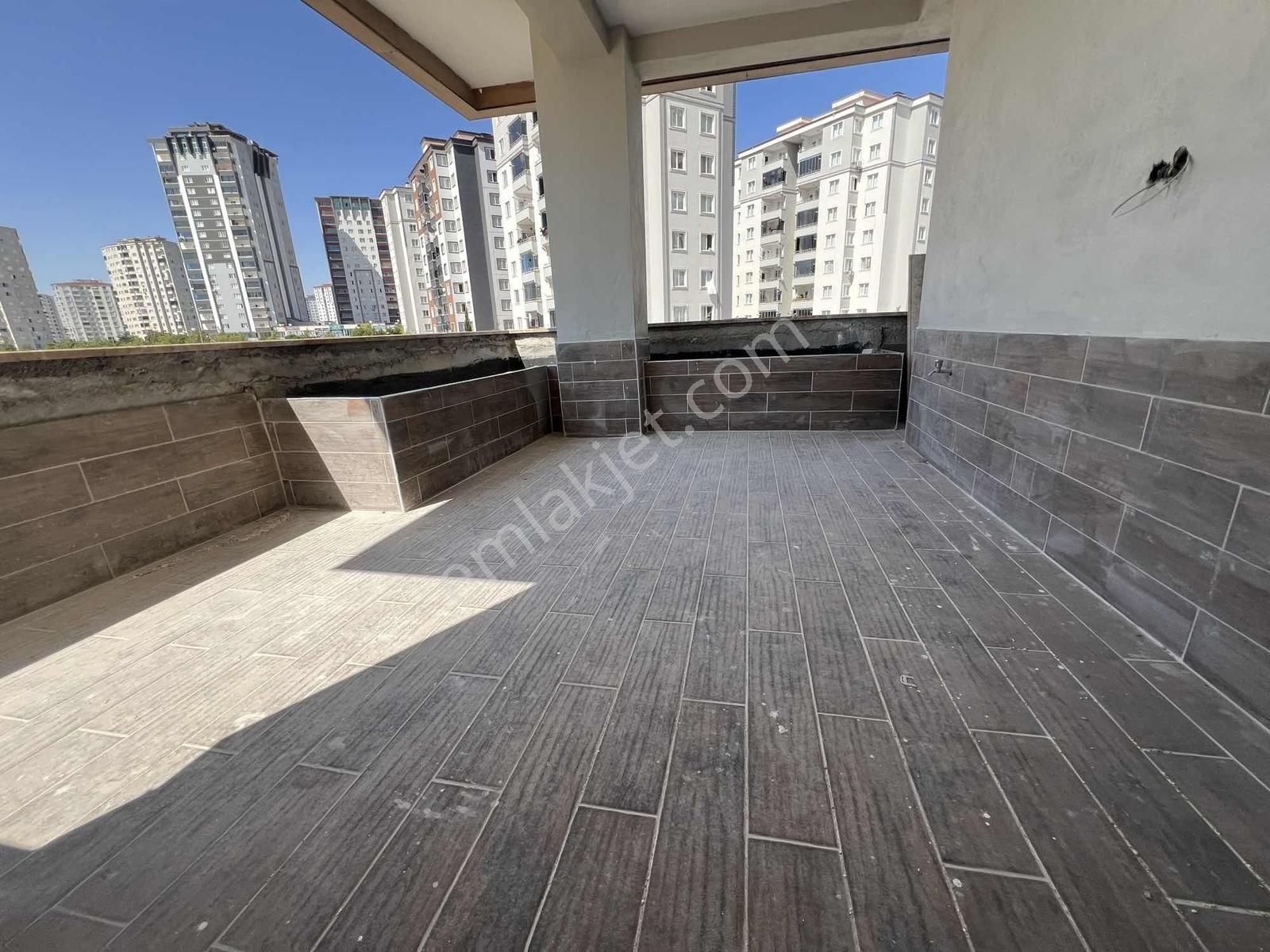 Konum Emlaktan Millet Camii Yani Sıfır Yapı 2,5+1 Satılık Daire - Görsel 15