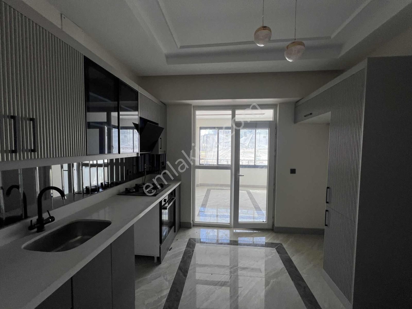 Konum Emlaktan Millet Camii Yani Sıfır Yapı 2,5+1 Satılık Daire - Görsel 24