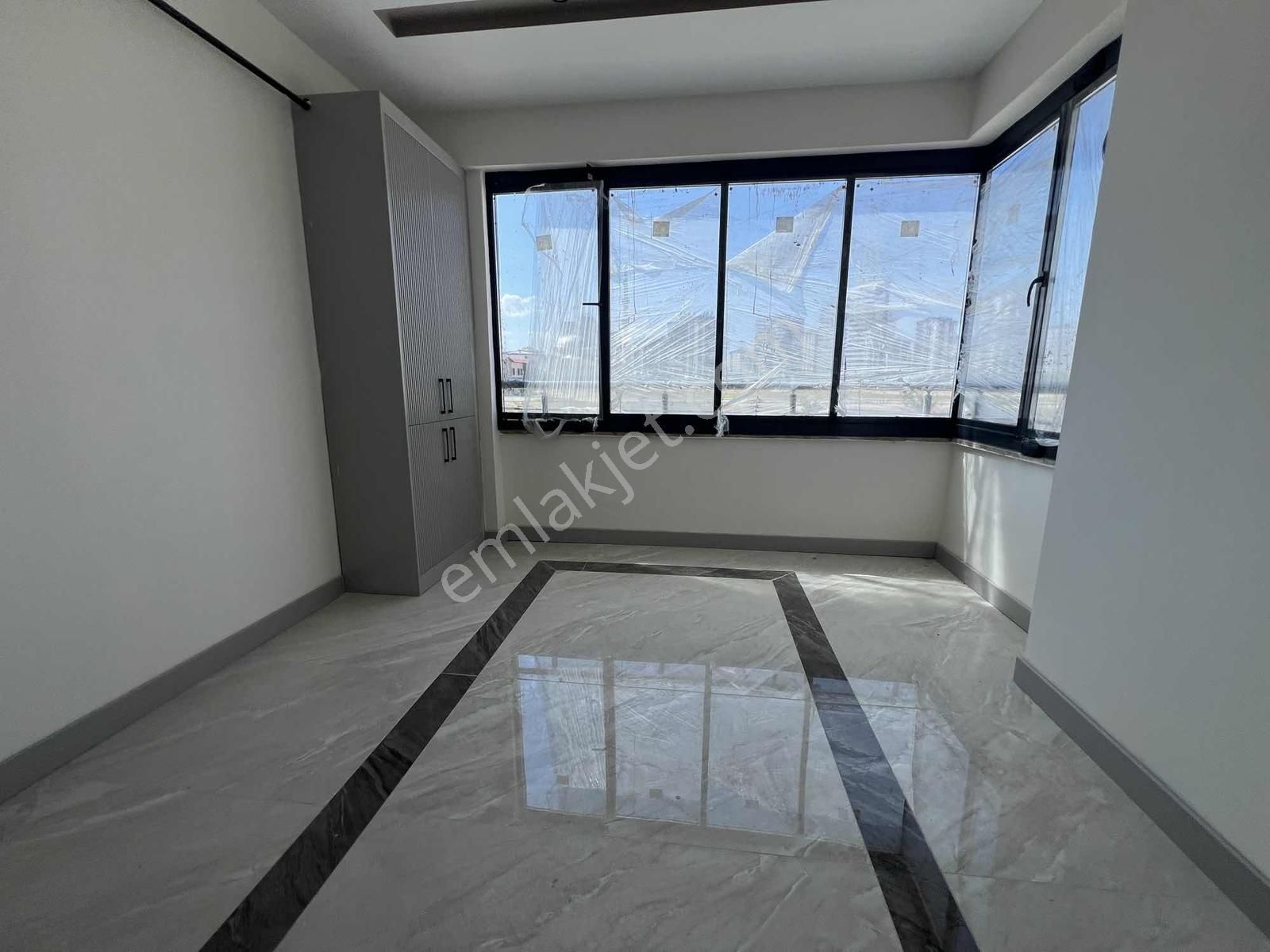 Konum Emlaktan Millet Camii Yani Sıfır Yapı 2,5+1 Satılık Daire - Görsel 27