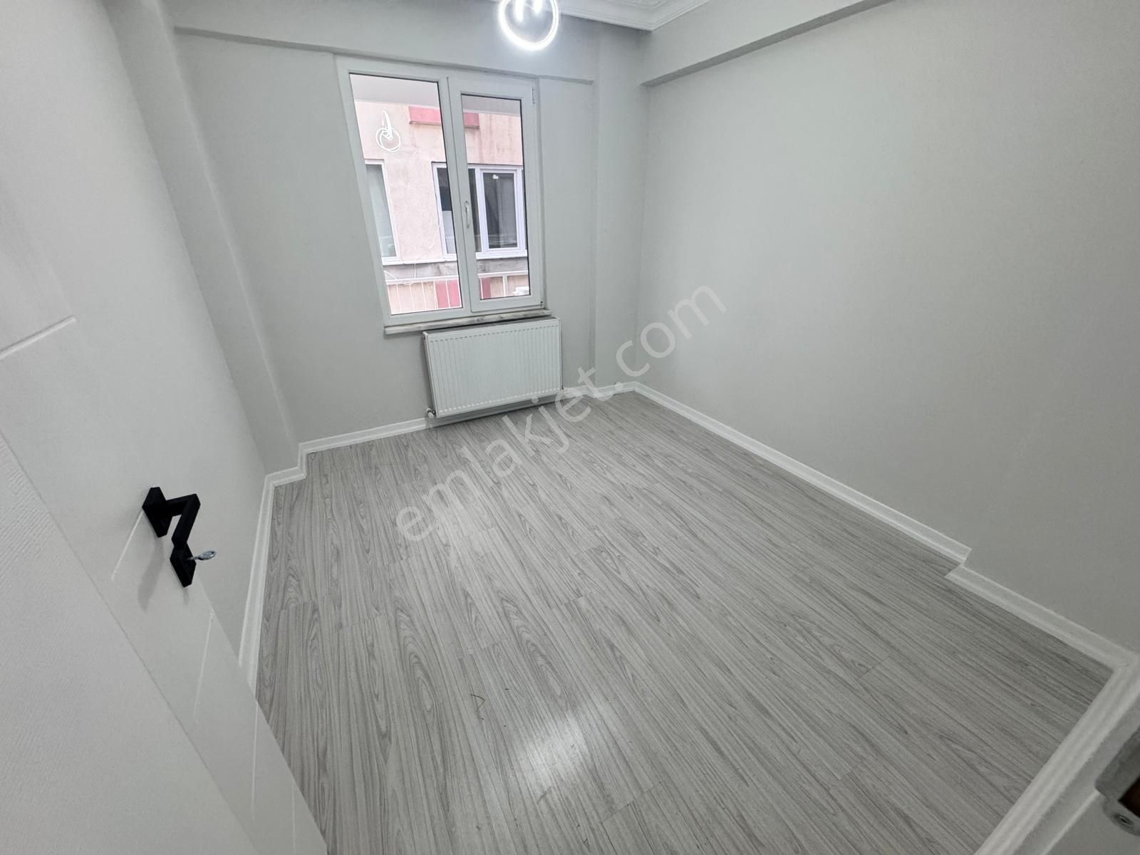 Akçay Da Satılık Full Yenilenmiş Ara Kat Doğalgazlı 3+1 Daire - Görsel 32