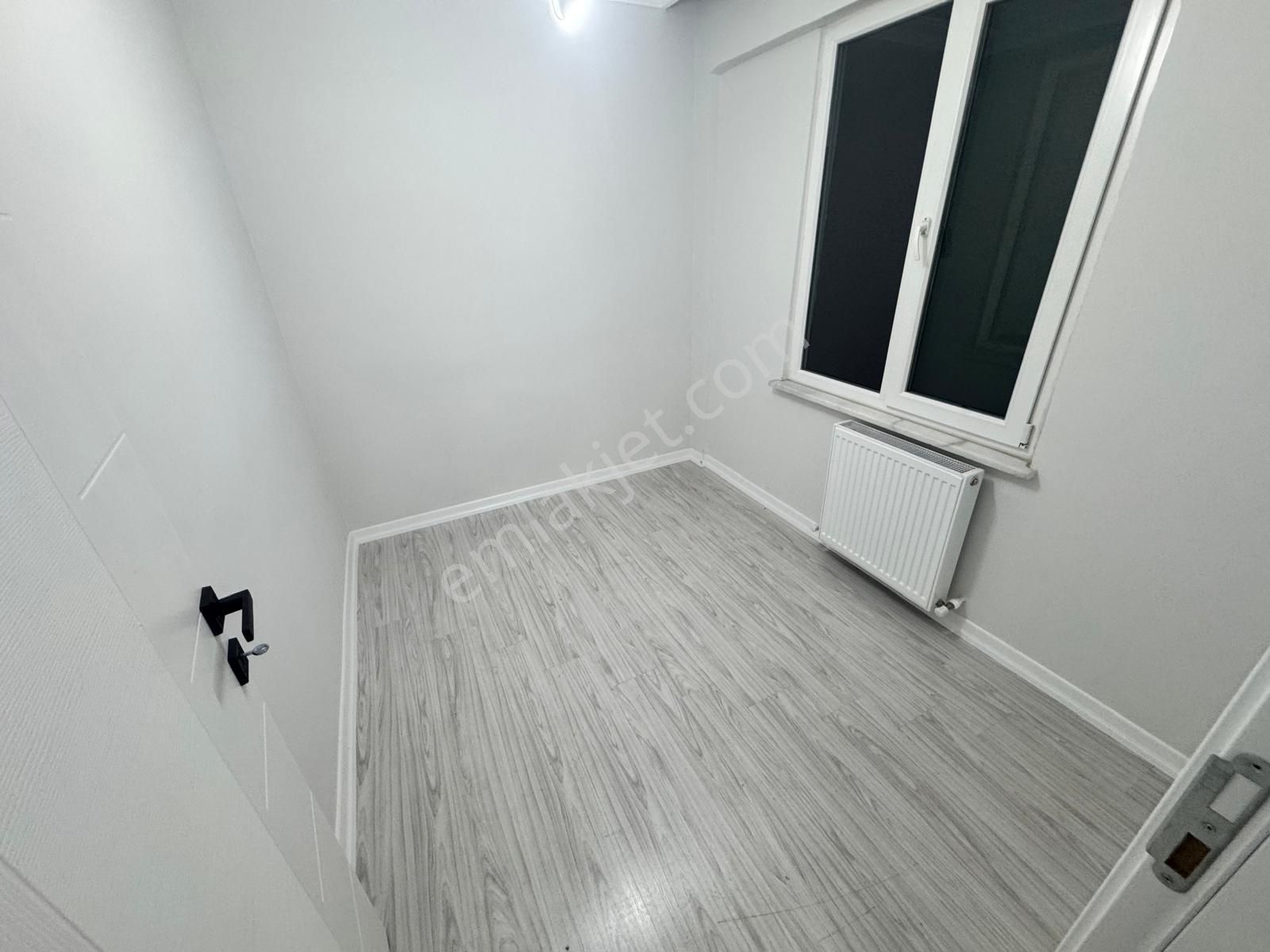 Akçay Da Satılık Full Yenilenmiş Ara Kat Doğalgazlı 3+1 Daire - Görsel 26