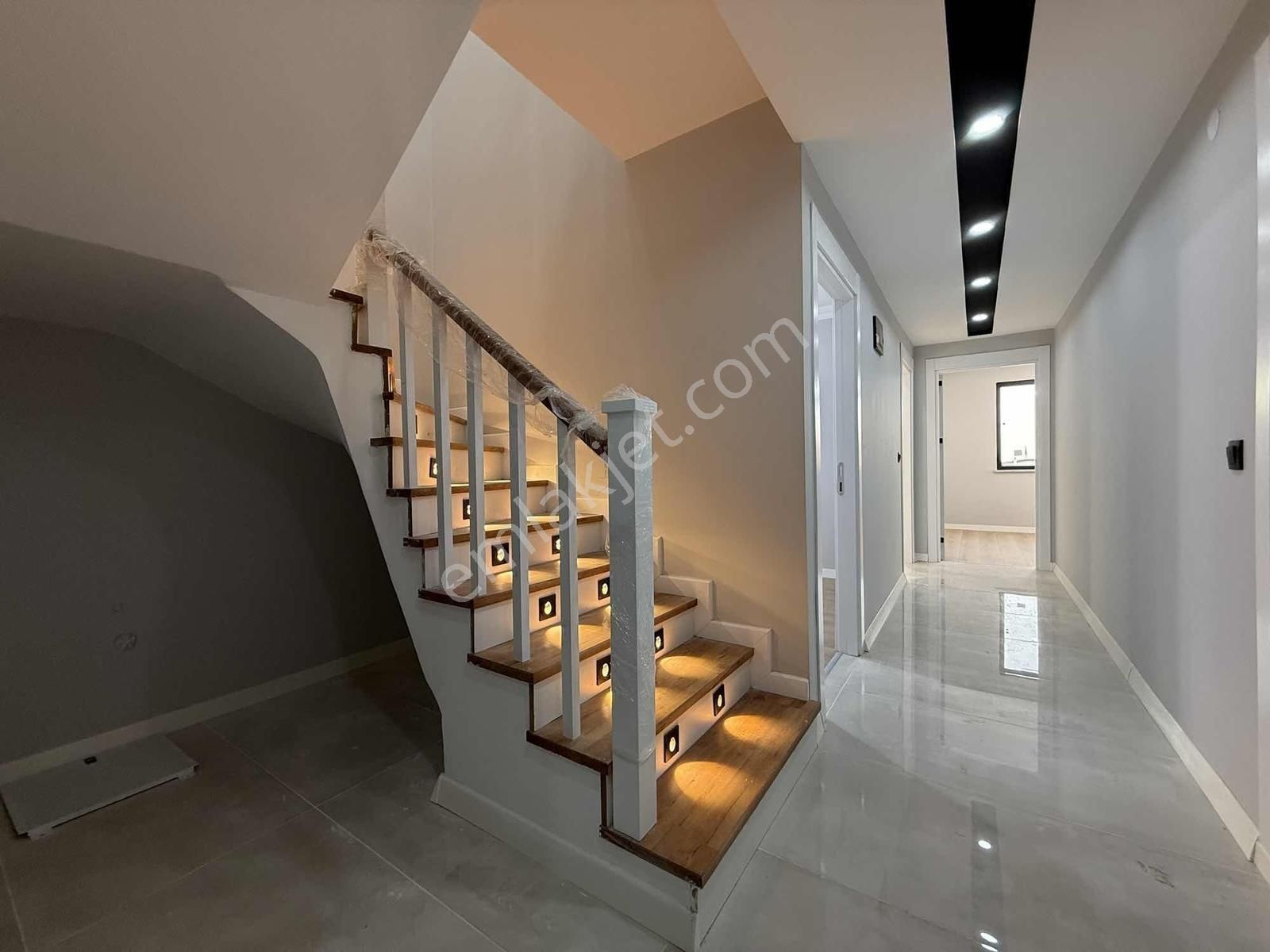 Bayramoğlu Mh. Deniz Manzarlı Ultra Lüks 4+1 Dubleks - Görsel 25