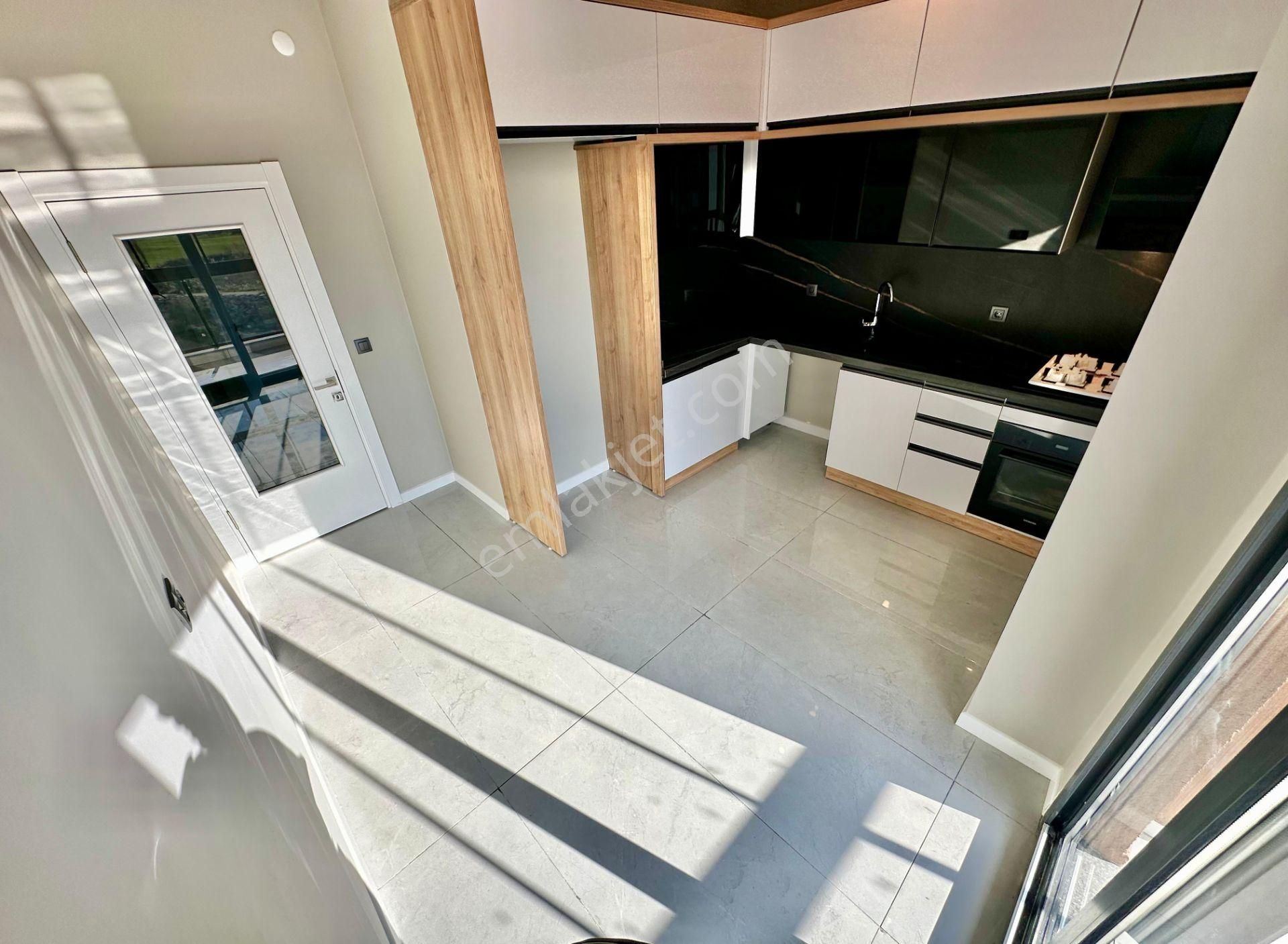 ꧁ay Emlaktan꧂akçay'da Muhteşem Konumlu Denize Manzaralı Satılık 3+1 Teraslı Dublex Daire - Görsel 16