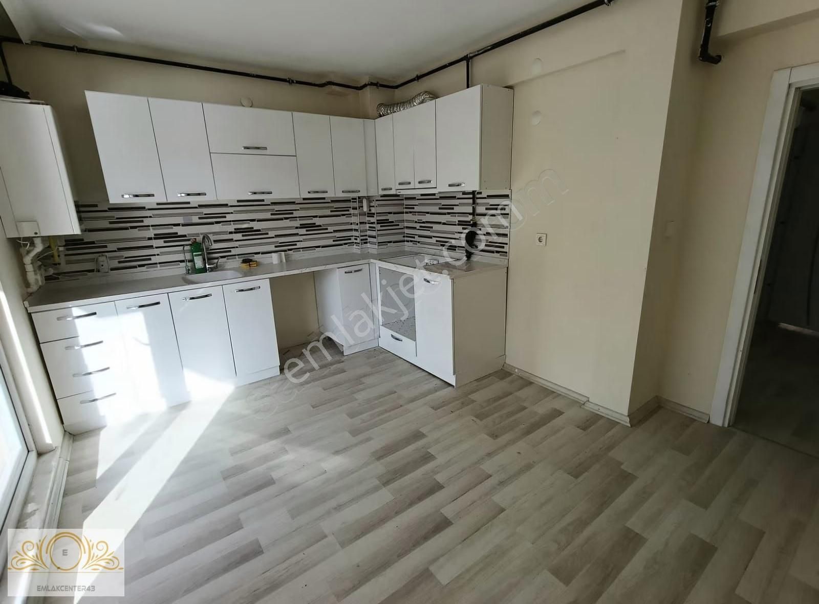 Emlak Centerden Bölcekte Kiralık 3+1daire - Görsel 13