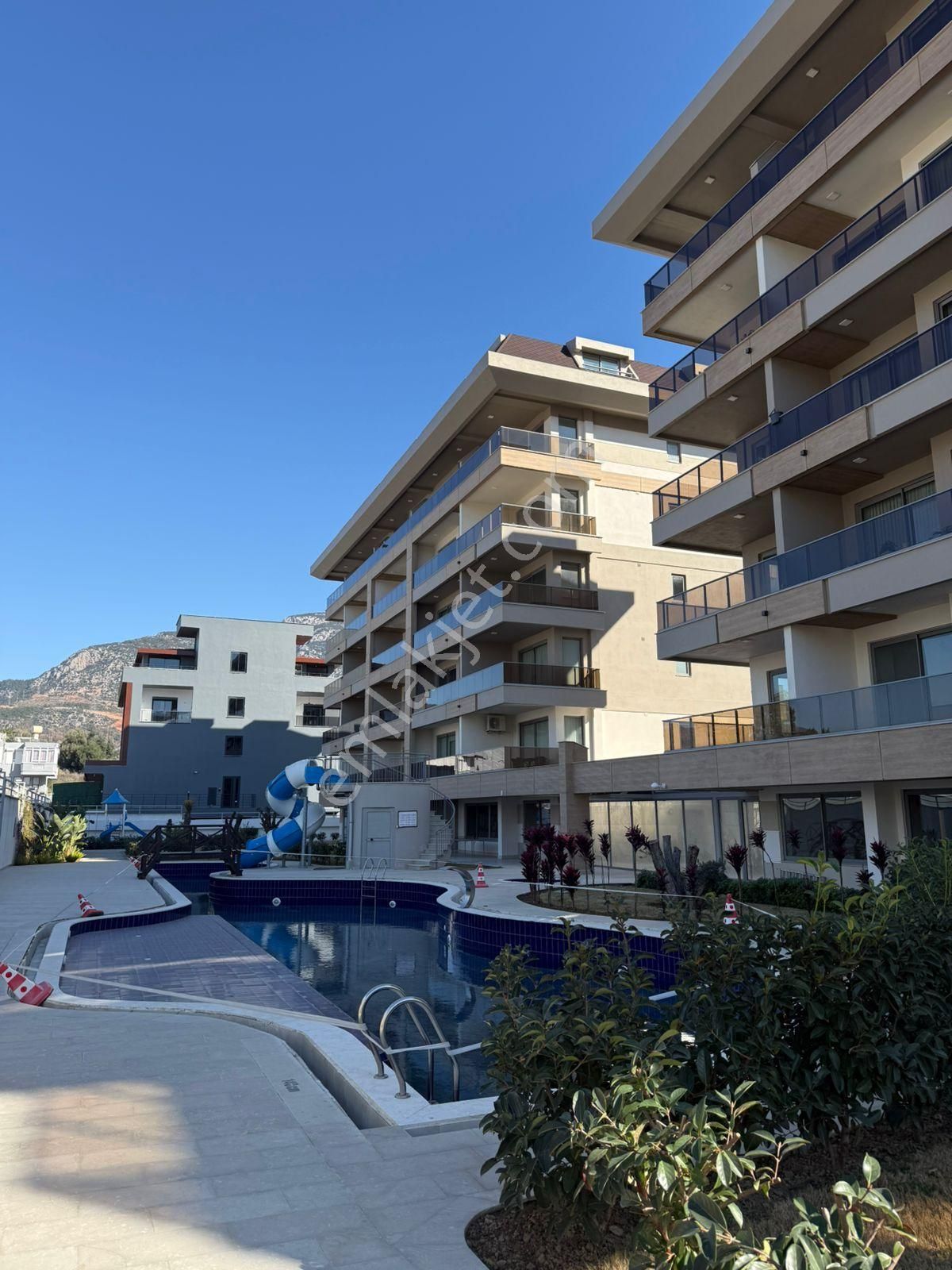 Kestel’de Denize Yakın Lüks 1+1 Daire - Görsel 3