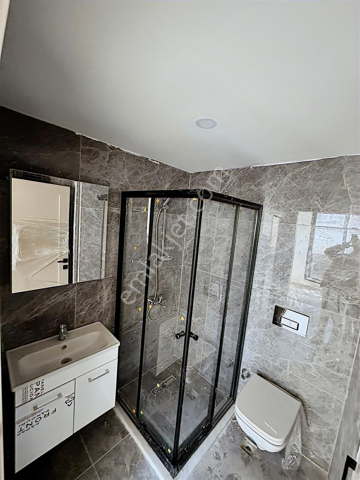 Fırsattt!!! Gökhan Gökdemirden Havuzlu Site İçi 2+1 Satılık - Görsel 24