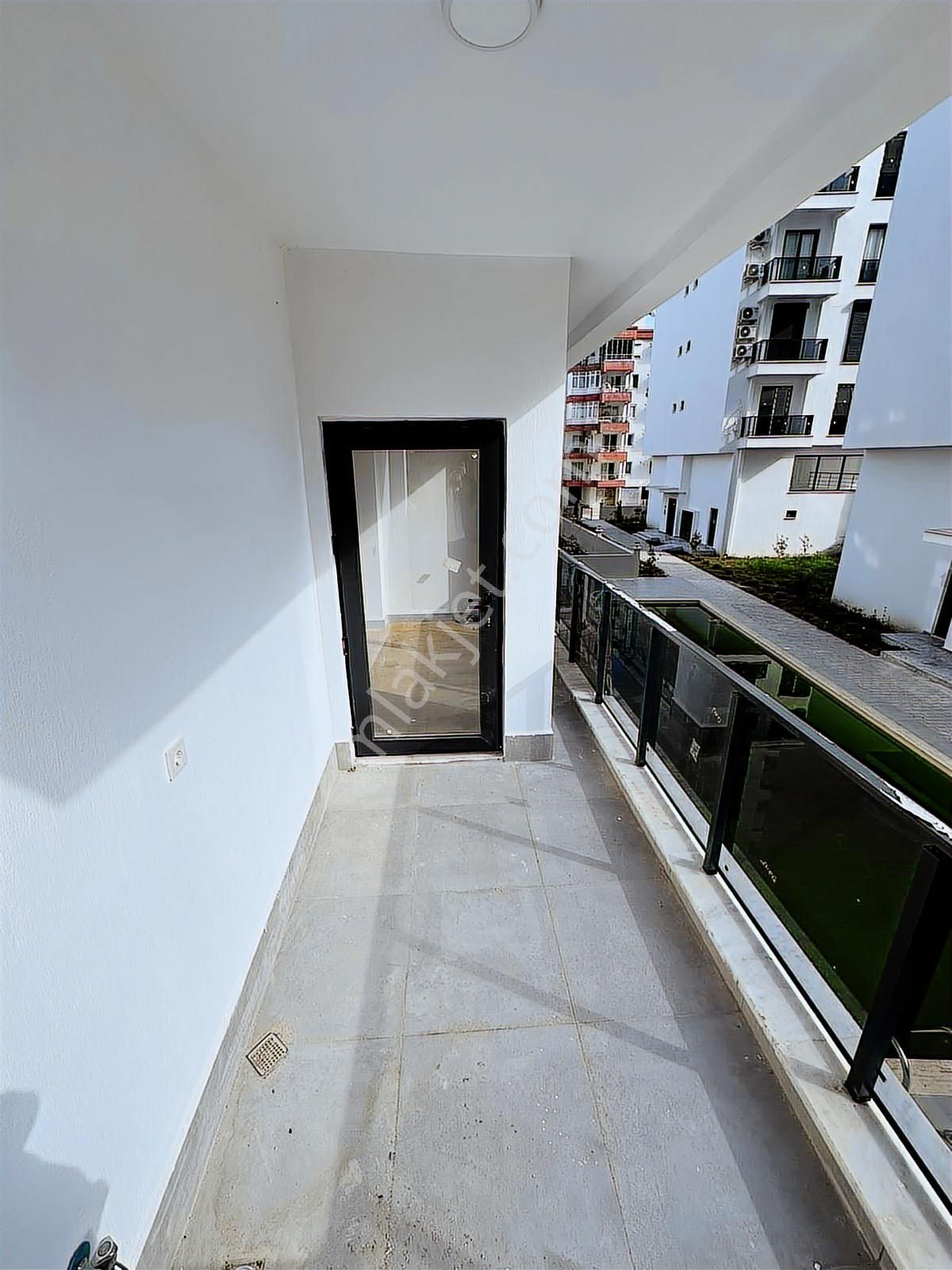 Fırsattt!!! Gökhan Gökdemirden Havuzlu Site İçi 2+1 Satılık - Görsel 15