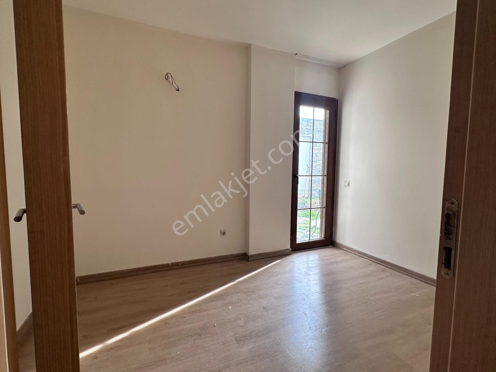 Konacık'ın Hakim Noktasında Deniz Manzaralı Kiralık Ters Dubleks - Görsel 7