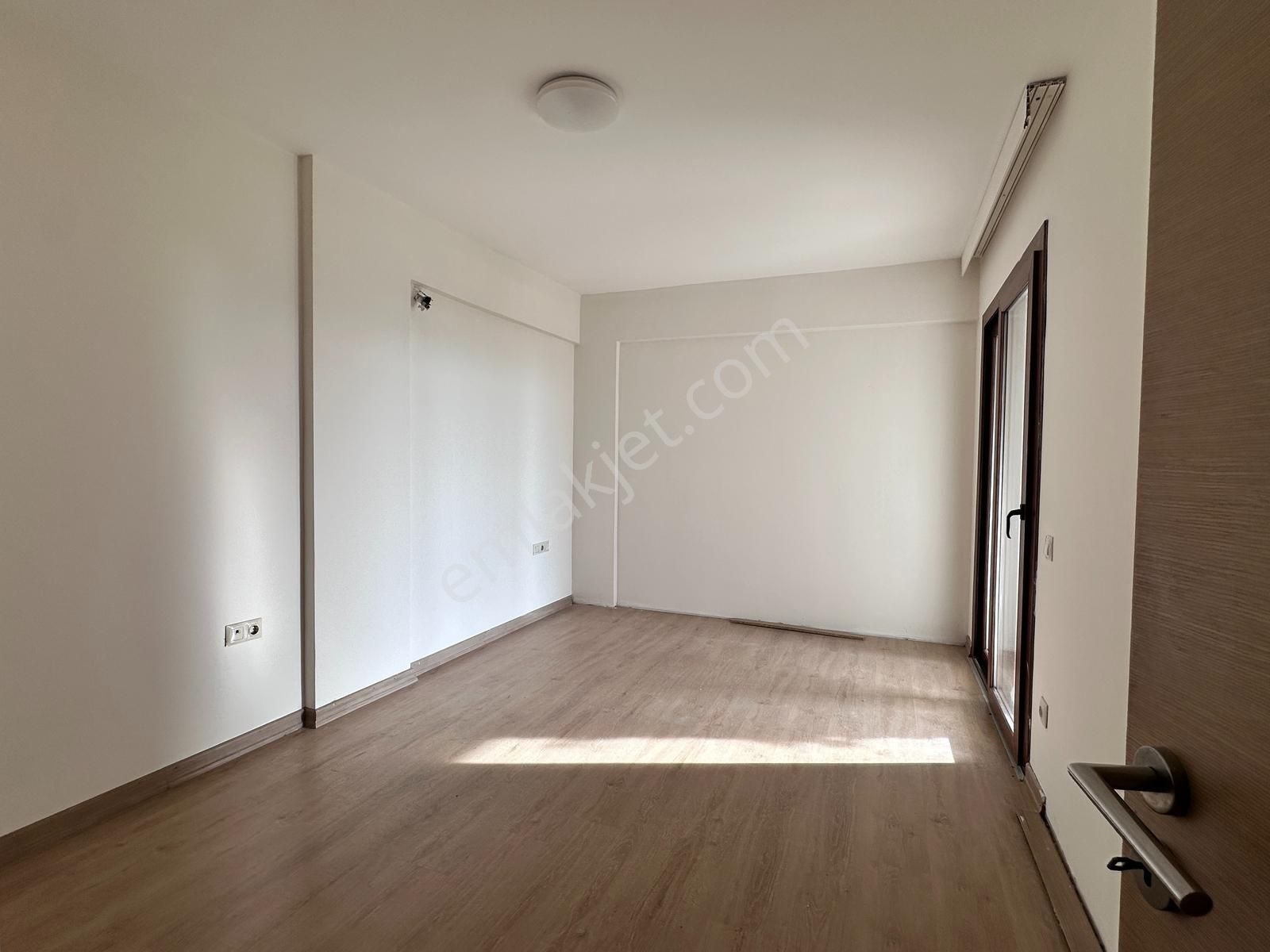 Konacık'ın Hakim Noktasında Deniz Manzaralı Kiralık Ters Dubleks - Görsel 11