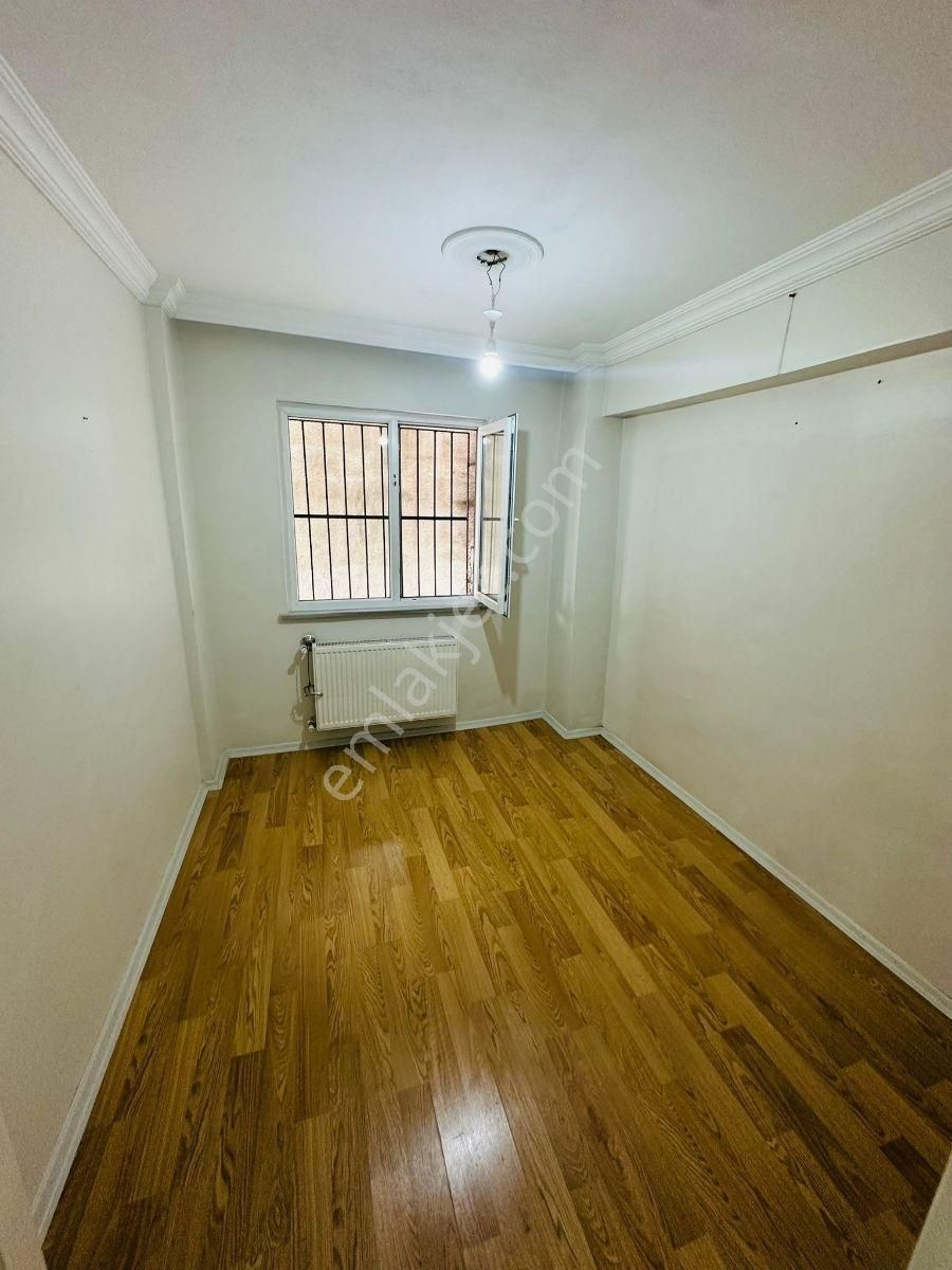 Üç Kardeşler'den İsmetpaşa Mah 2+1 80m² Satılık Yüksek Giriş - Görsel 2