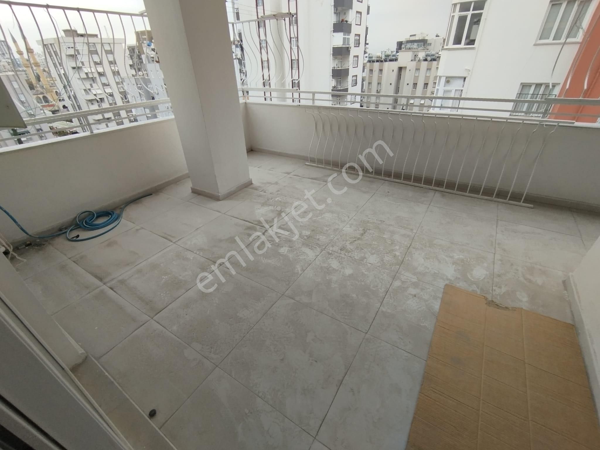 Turgut Özal Bulvarına Yakın Sitede 3+1 Kapalı Mutfaklı Doğalgazlı Ekstalı Daire - Görsel 18