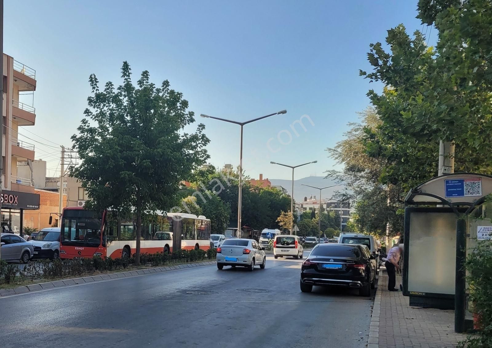 Bornova Yeşilova'da Çimentaş Lisesi Yakını Kiralık Daire