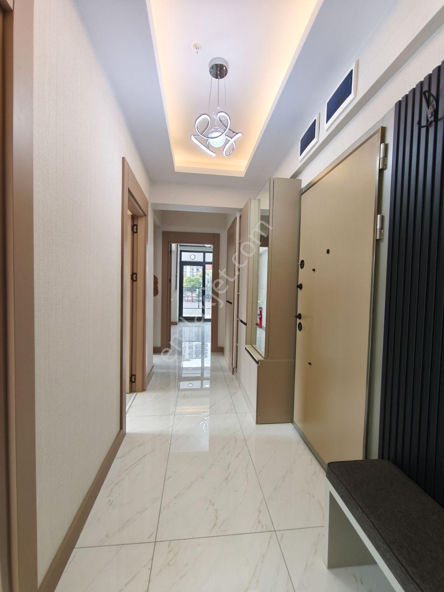 Kalecik Emlak'tan T.ileri Mah. Asansörlü Yerden Isıtma 2+1 80m² - Görsel 21
