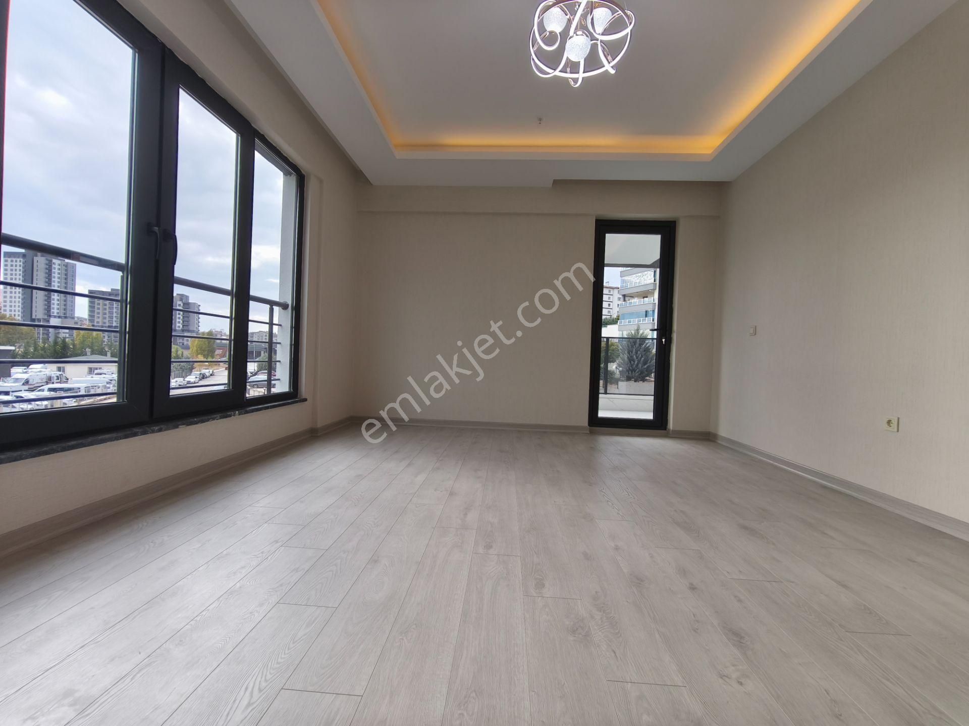 Kalecik Emlak'tan T.ileri Mah. Asansörlü Yerden Isıtma 2+1 80m² - Görsel 11