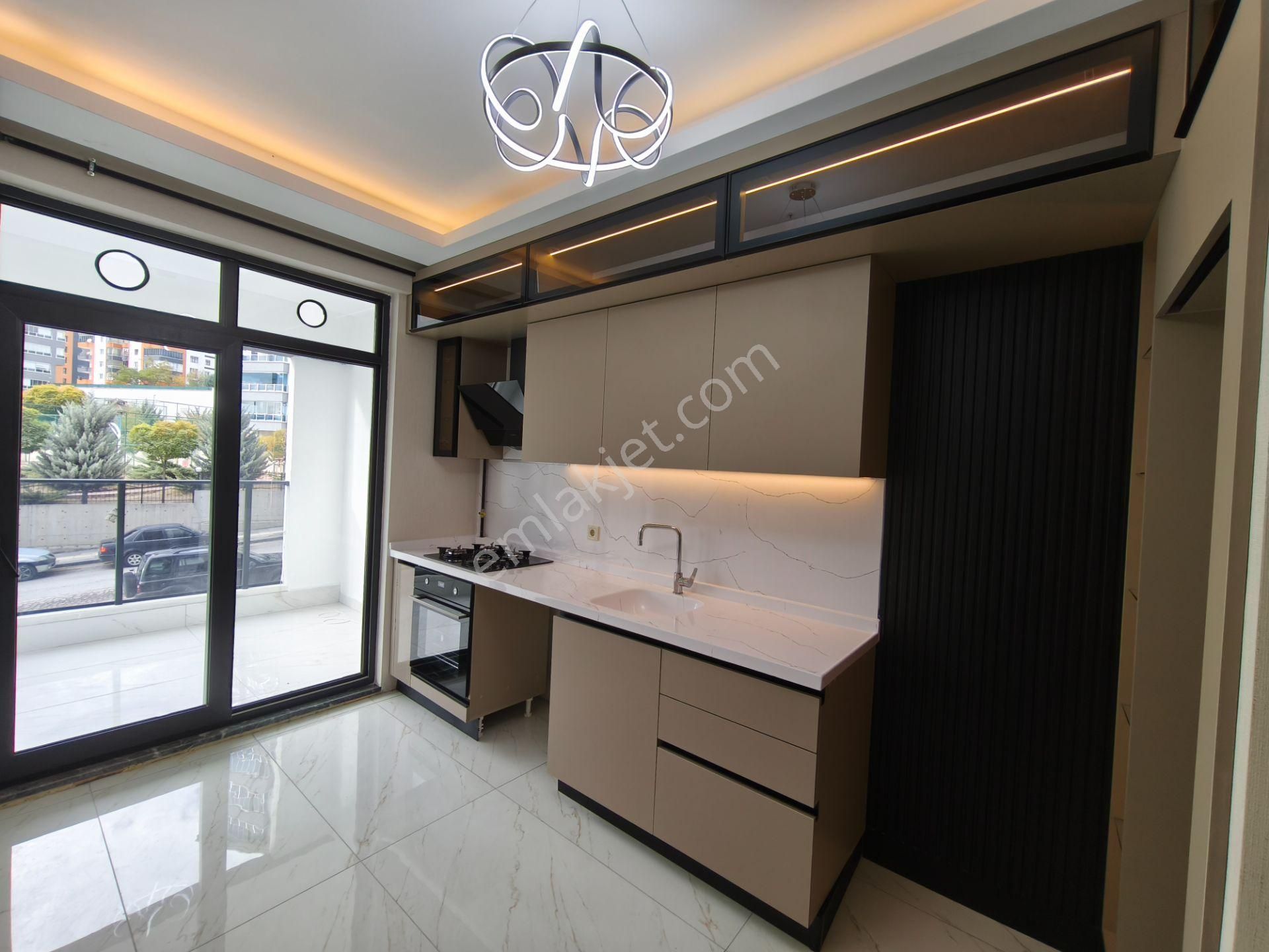 Kalecik Emlak'tan T.ileri Mah. Asansörlü Yerden Isıtma 2+1 80m² - Görsel 4
