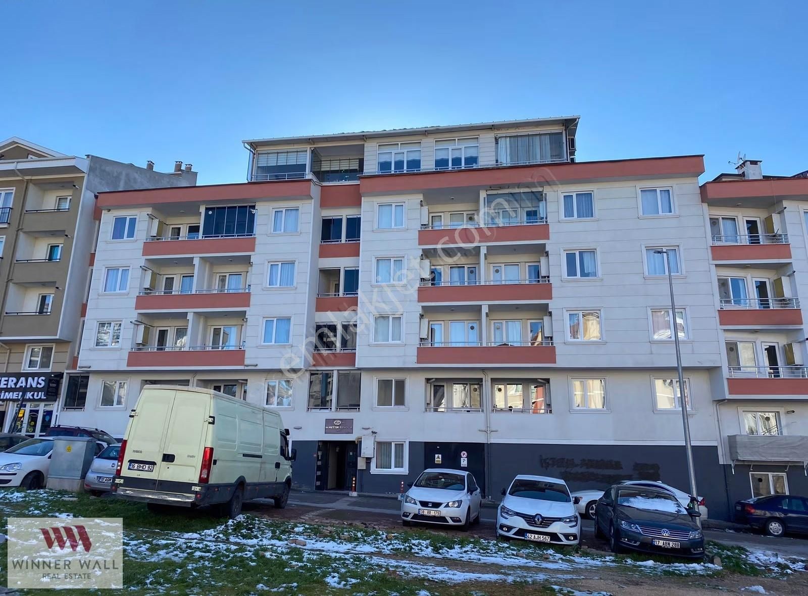 Wınner Wall'dan Merkezde 2+1 Eşyasız Satılık Daire