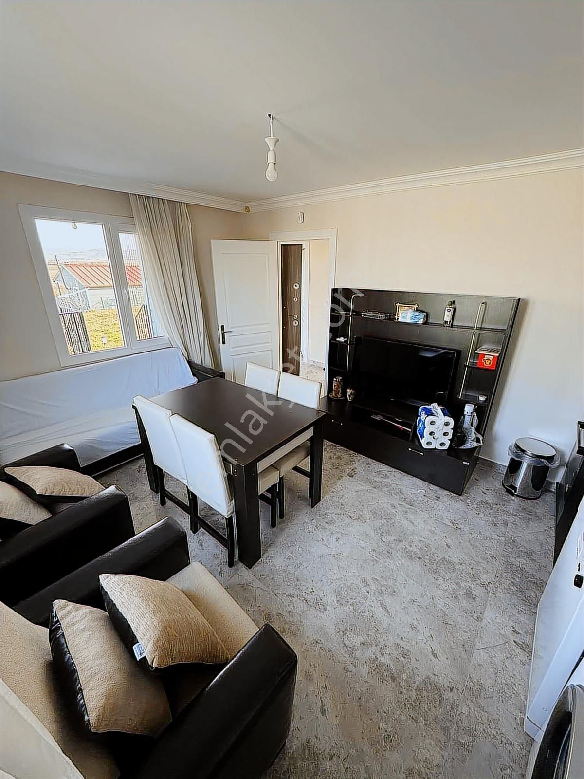 Yavrucuk'da Asfalt Yol Kenarı Site İçerisinde 2+1 Müstakil Ev - Görsel 4