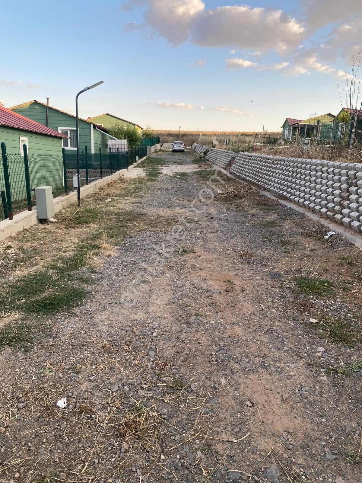 Yavrucuk'da Asfalt Yol Kenarı Site İçerisinde 2+1 Müstakil Ev - Görsel 23