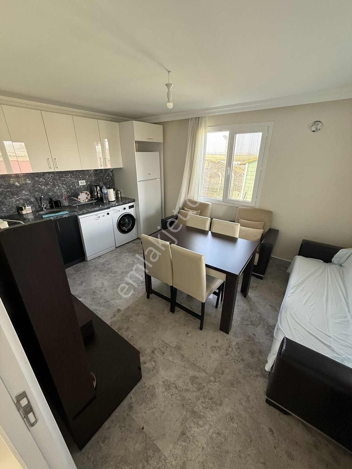 Yavrucuk'da Asfalt Yol Kenarı Site İçerisinde 2+1 Müstakil Ev - Görsel 14