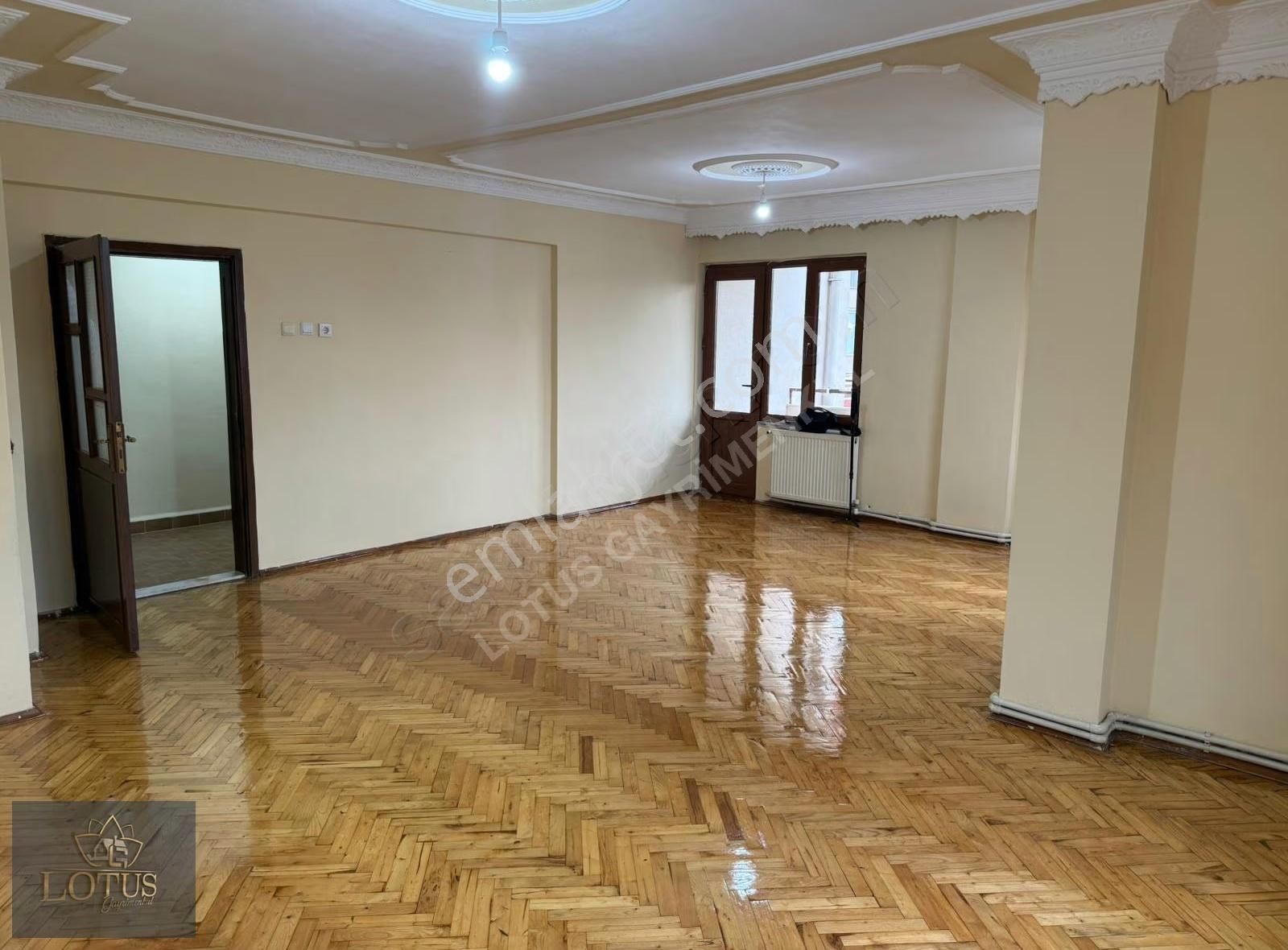 Derince 60 Evler Sahile Yakın Konumda 3+1 130 M2 Kiralık Daire - Görsel 8