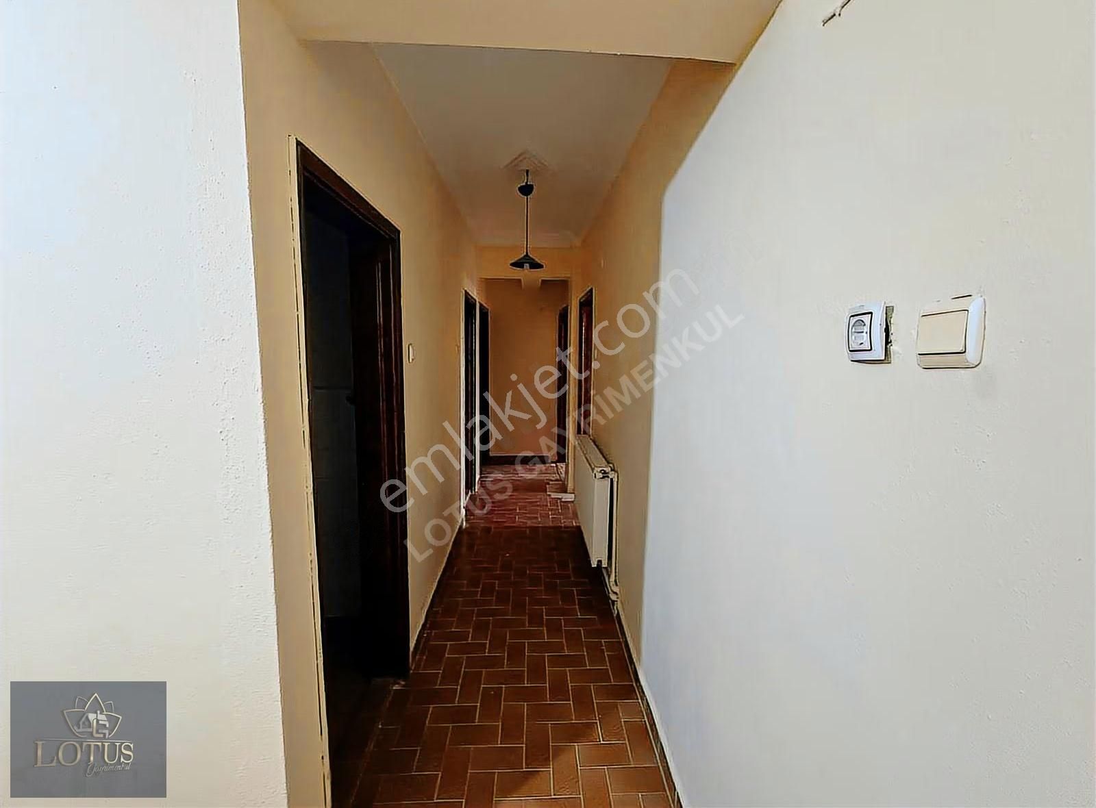 Derince 60 Evler Sahile Yakın Konumda 3+1 130 M2 Kiralık Daire - Görsel 18