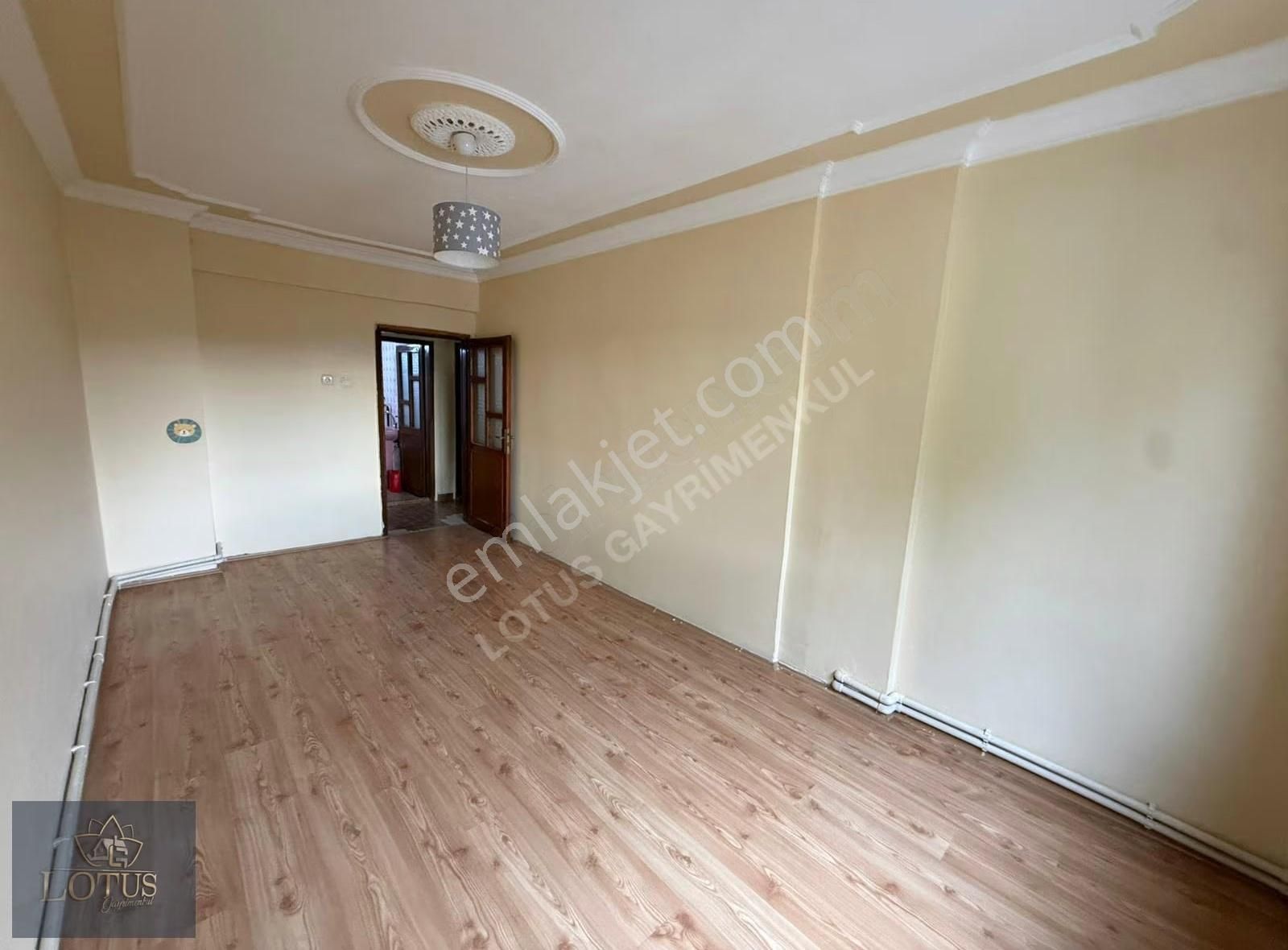 Derince 60 Evler Sahile Yakın Konumda 3+1 130 M2 Kiralık Daire - Görsel 2