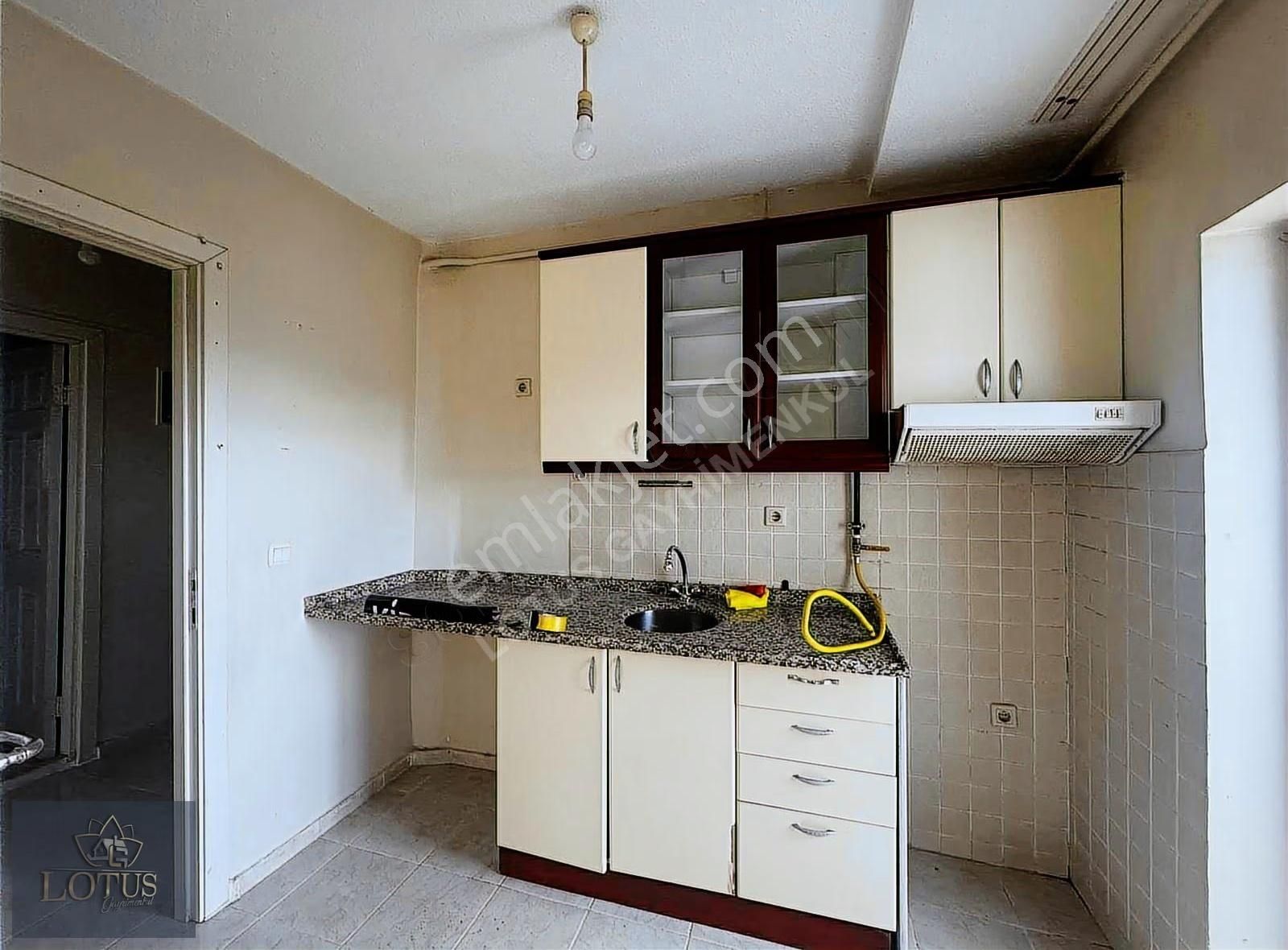 İzmit Bayındırlık 14. Ada Deniz Manzaralı Arakat Kiralık Daire - Görsel 17