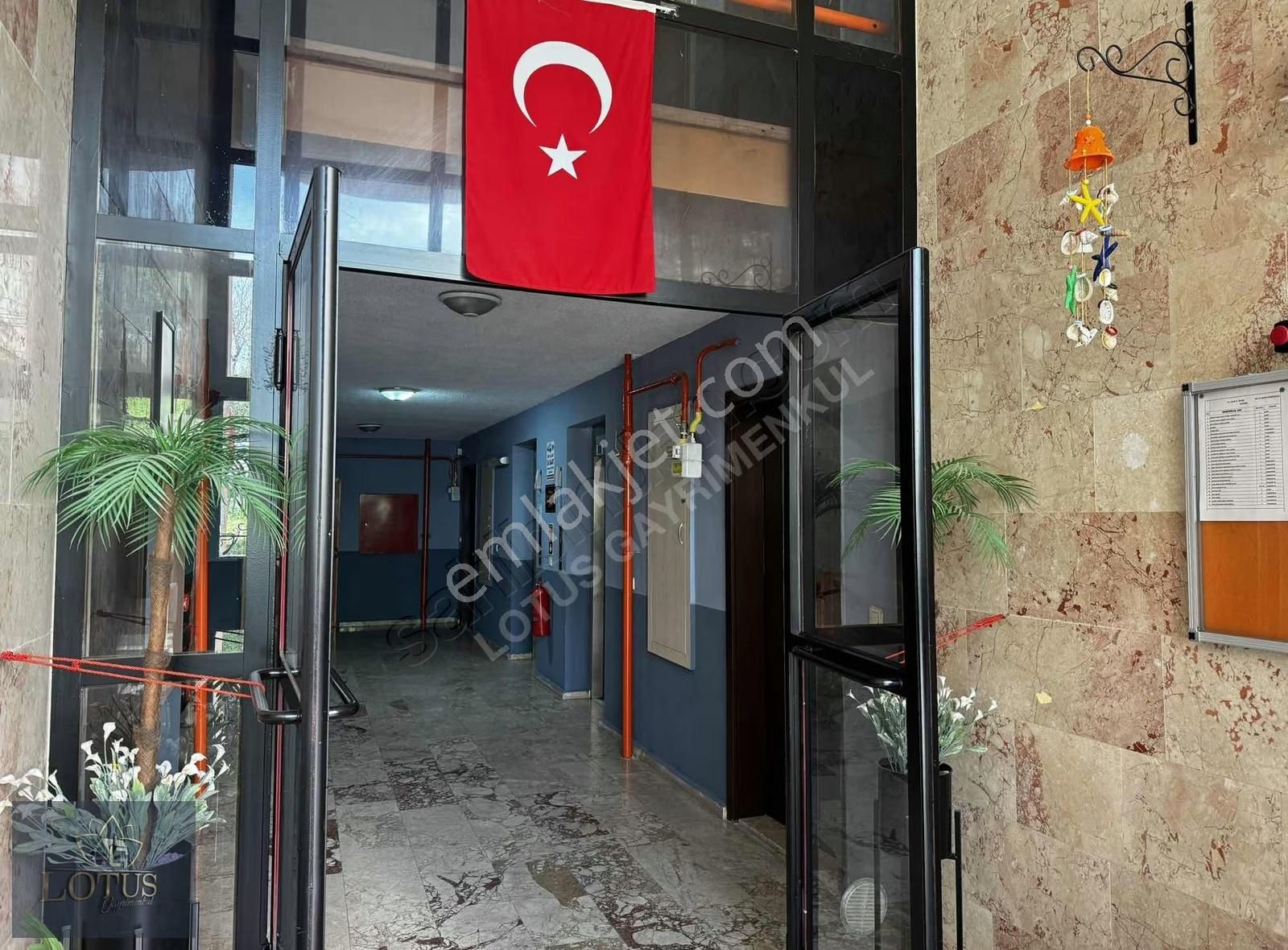 İzmit Bayındırlık 14. Ada Deniz Manzaralı Arakat Kiralık Daire - Görsel 26