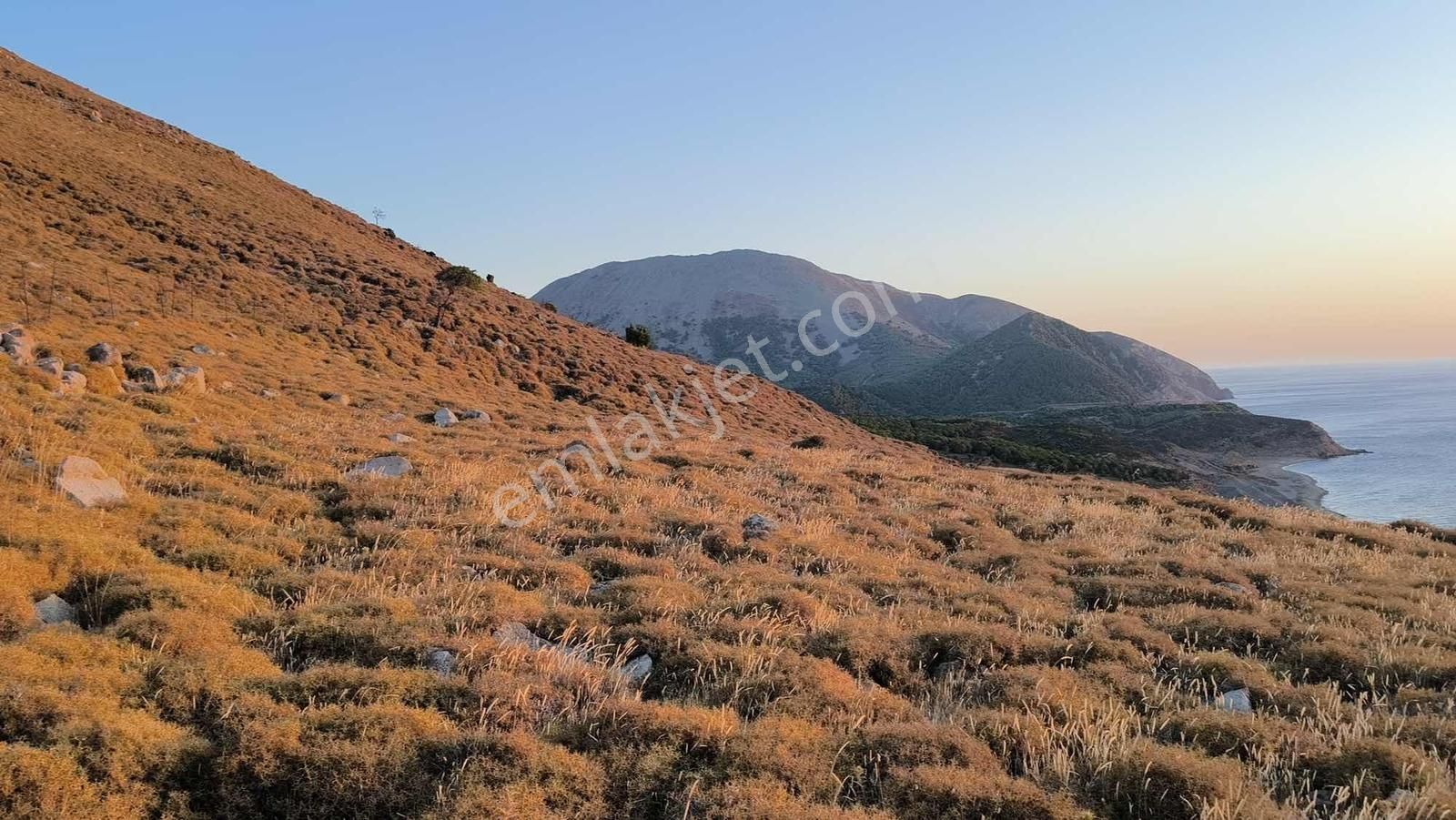 İmroz Emlak'tan Mesadi Mevkii'de 850 M2 Deniz Manzaralı Arazi - Görsel 7