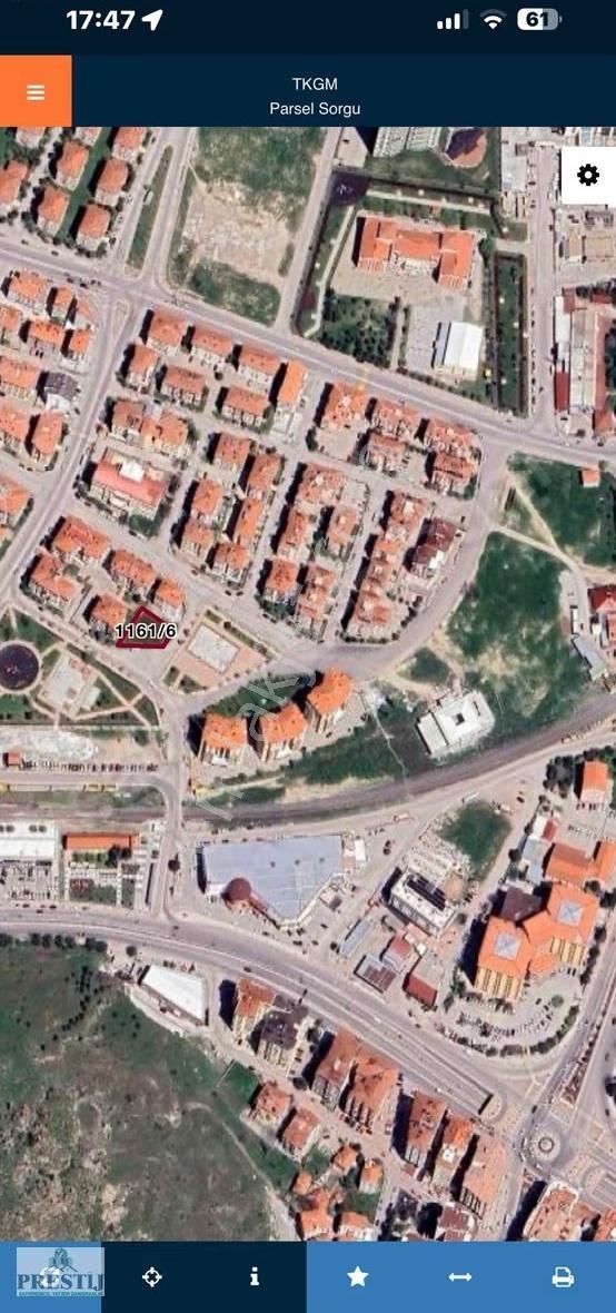 Tapu Müdürlüğüne 500 Metre Uzaklıkta 1/4 Hissesi Satılık - Görsel 3