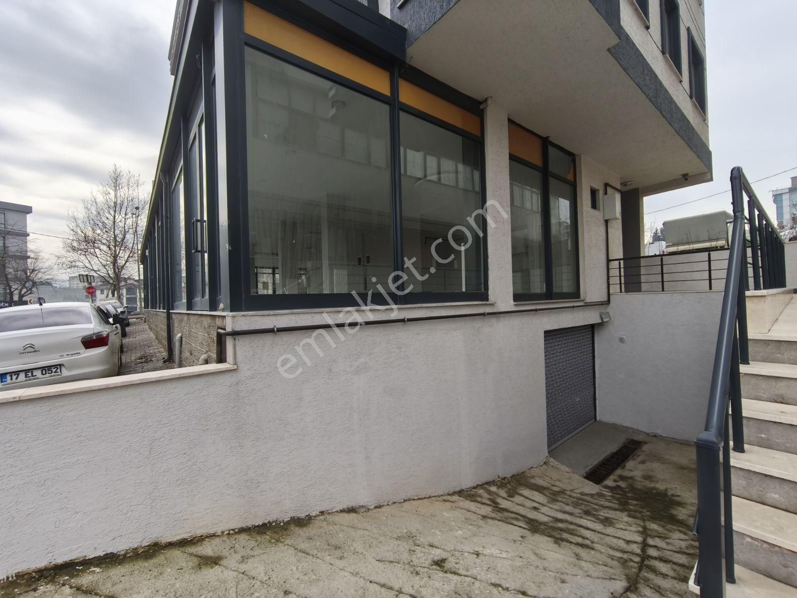 Otoban Ve Kuzey Marmara Girişinde 400m² Depo Girişli Dükkan - Görsel 22