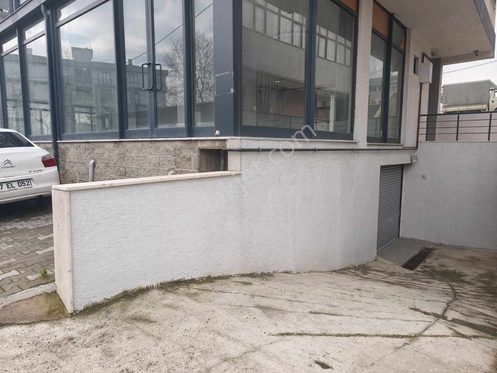 Otoban Ve Kuzey Marmara Girişinde 400m² Depo Girişli Dükkan - Görsel 21