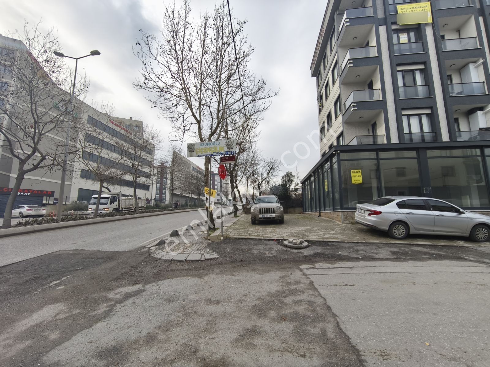 Otoban Ve Kuzey Marmara Girişinde 400m² Depo Girişli Dükkan - Görsel 24