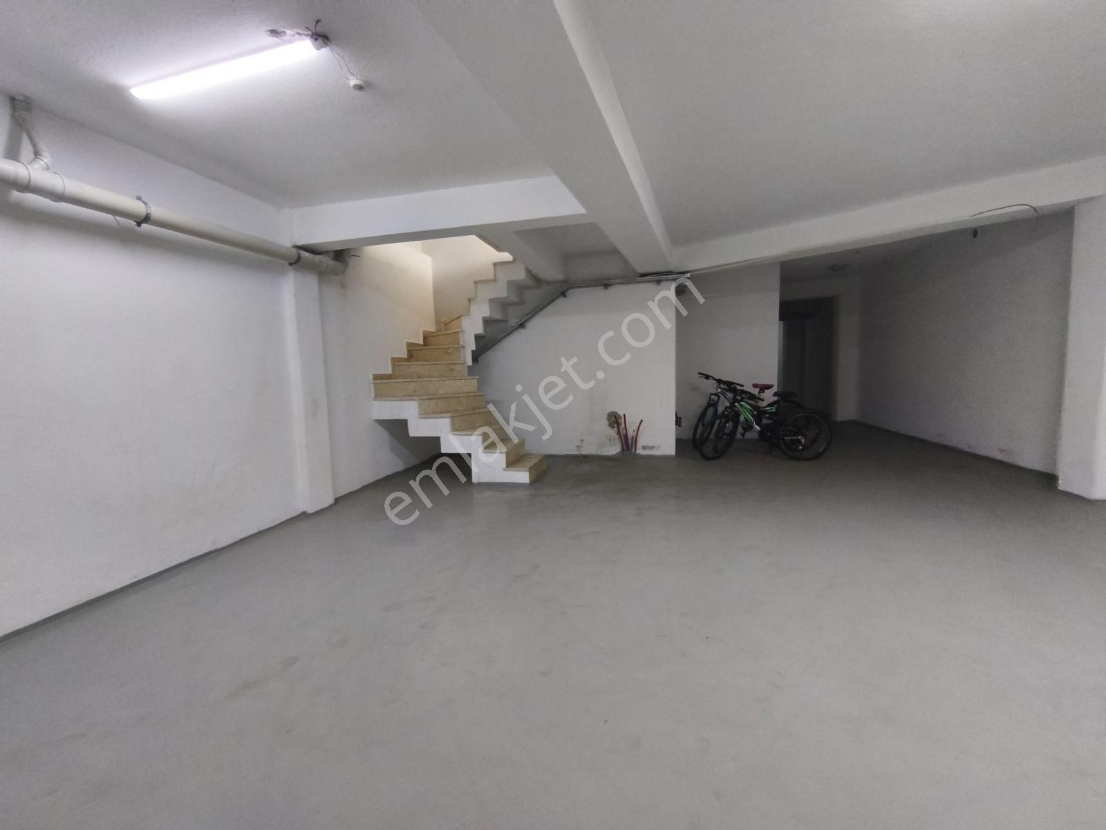 Otoban Ve Kuzey Marmara Girişinde 400m² Depo Girişli Dükkan - Görsel 32