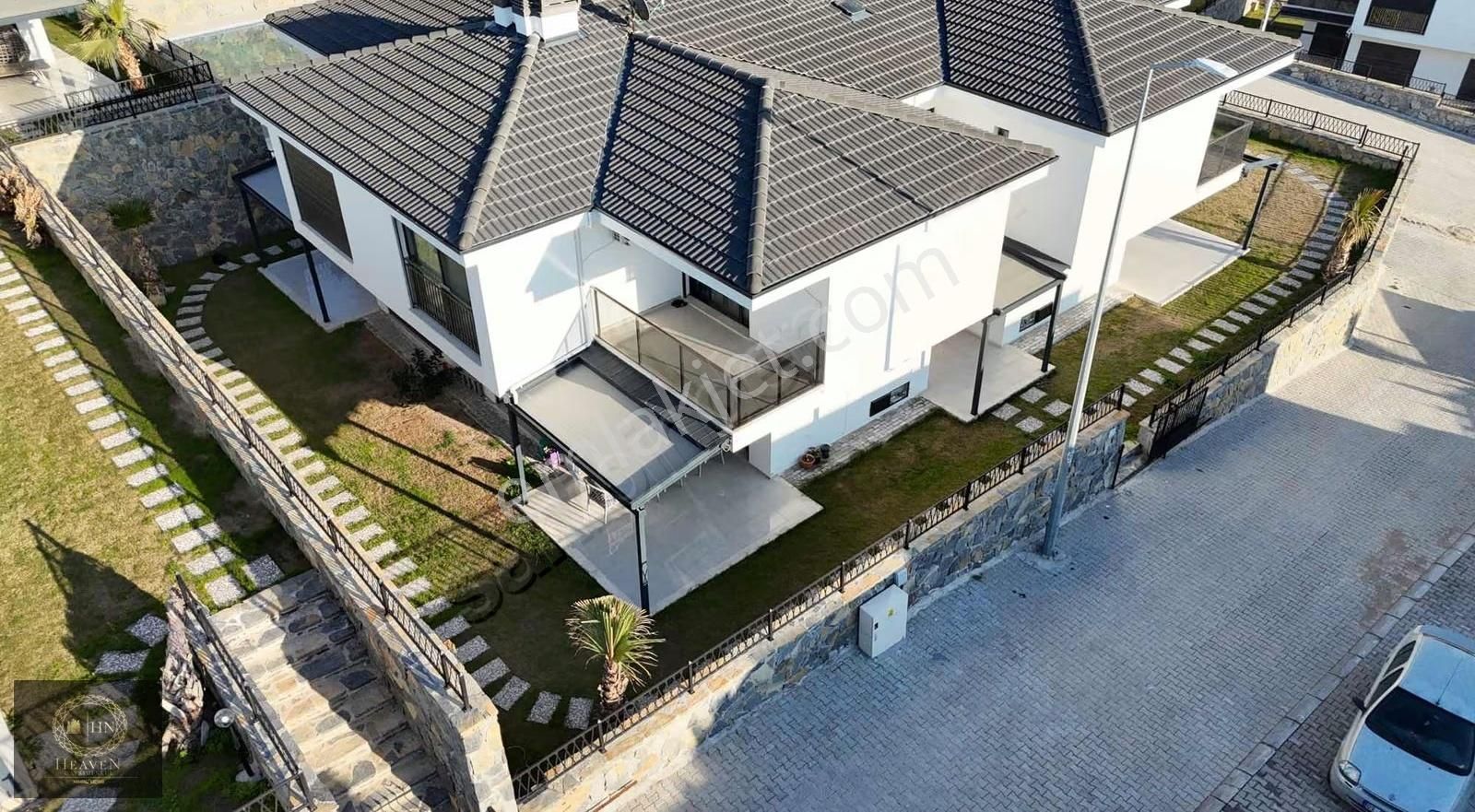 Kuşadası Nda 3+1 Harika Lokasyon - Görsel 2