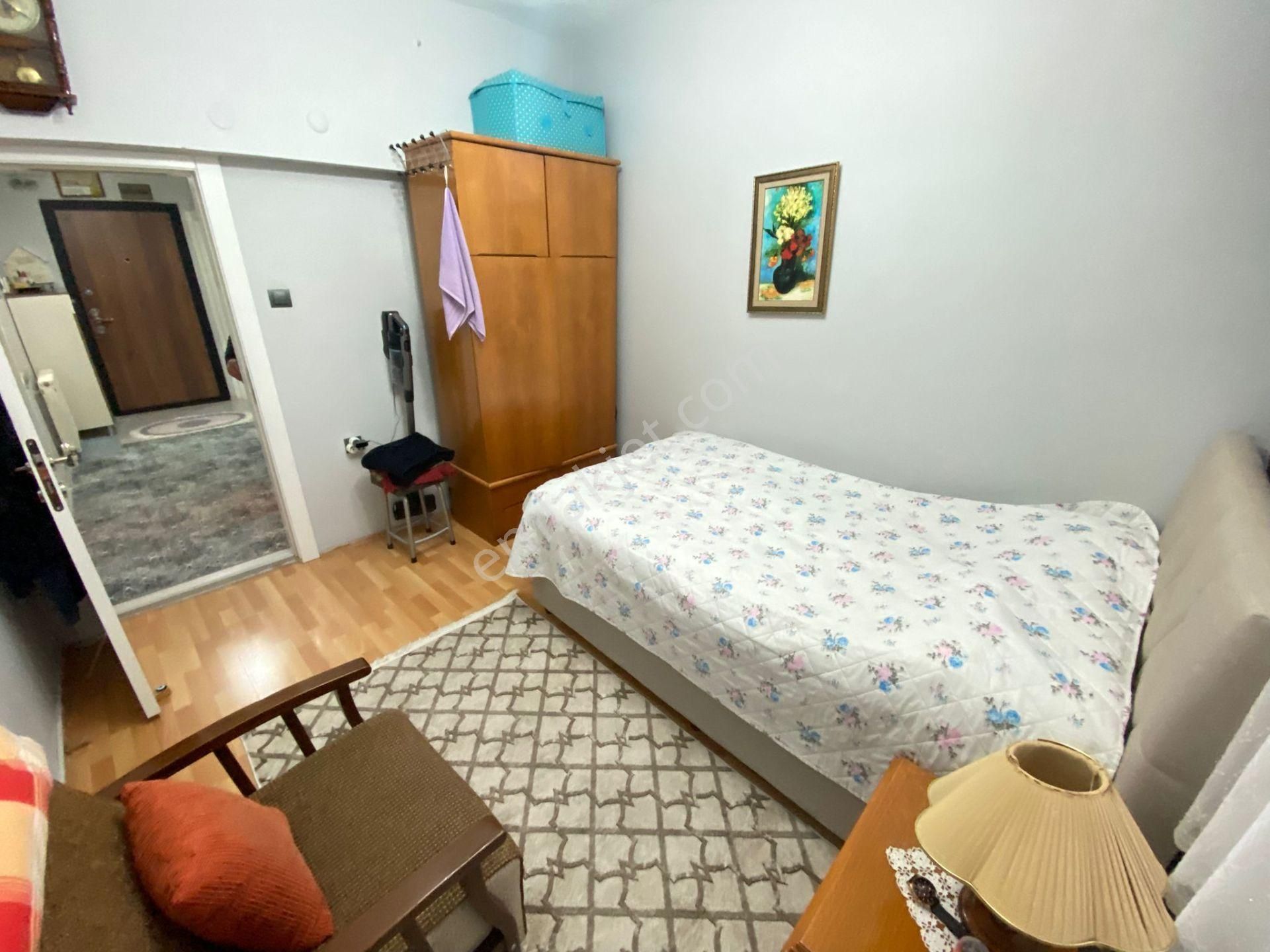 Etimesgut Devlet Mah. Metromall Avm Yakını Ön Cephe Site İçi 4+1 Satılık Daire - Görsel 18