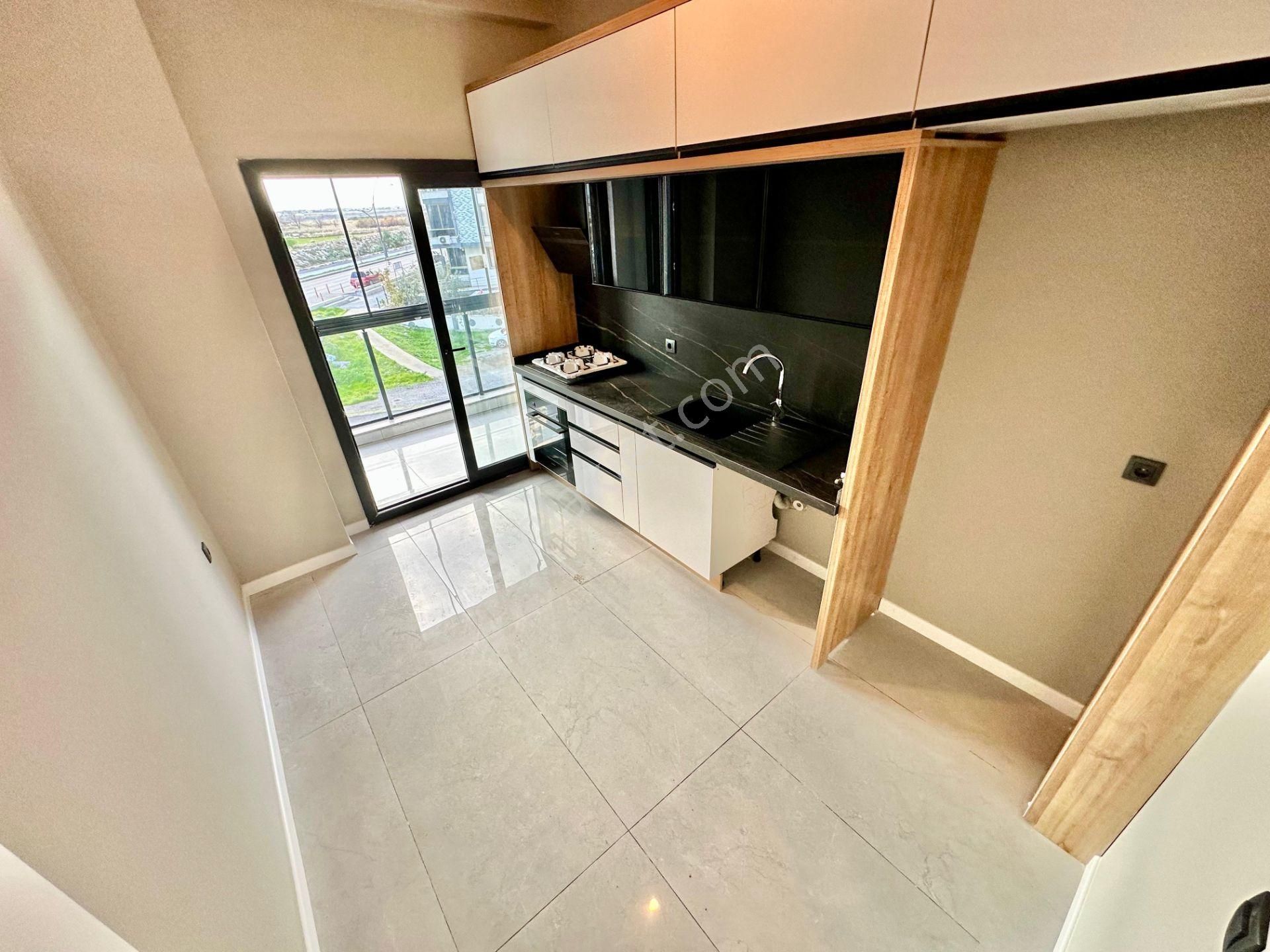 ꧁ay Emlaktan꧂akçay'da Arakat Ayrı Mutfak Ön Cephe Satılık 2+1 Ultra Lüks Tasarım Daire - Görsel 11