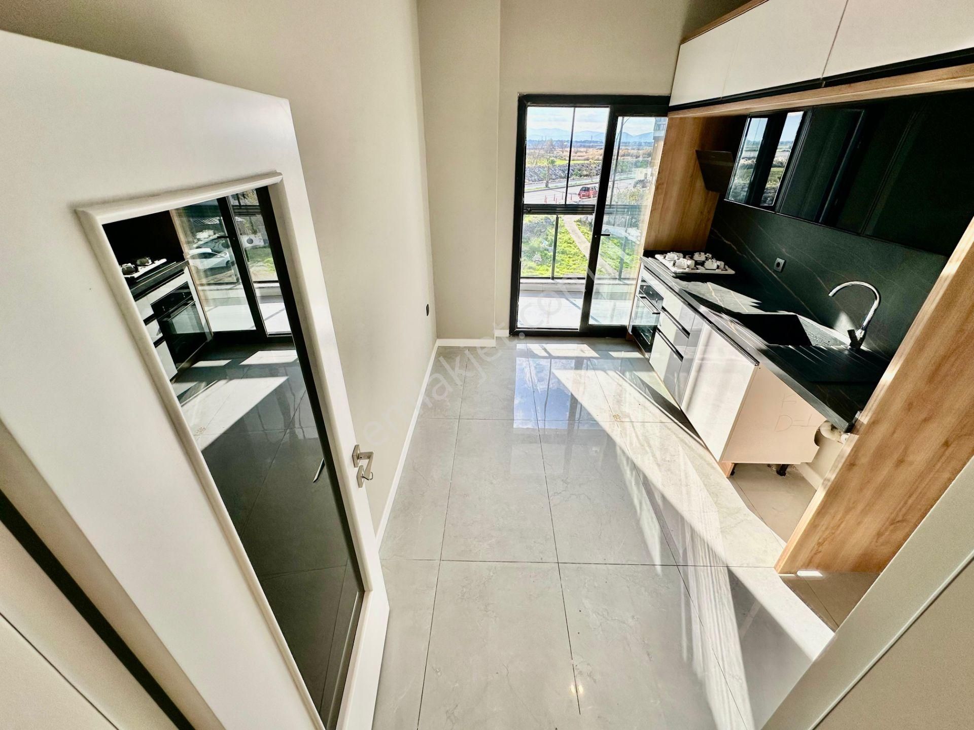 ꧁ay Emlaktan꧂akçay'da Arakat Ayrı Mutfak Ön Cephe Satılık 2+1 Ultra Lüks Tasarım Daire - Görsel 34