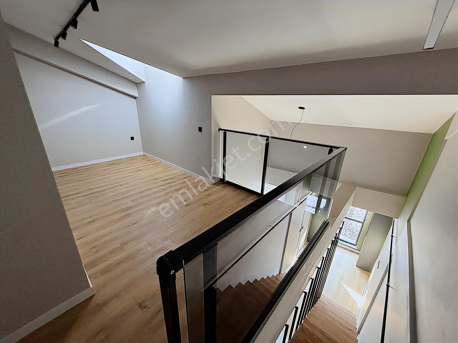 Hedef Emlaktan Çarşıda Ultra Lüx Loft Satılık 2+1 Eşyalı Daire - Görsel 21