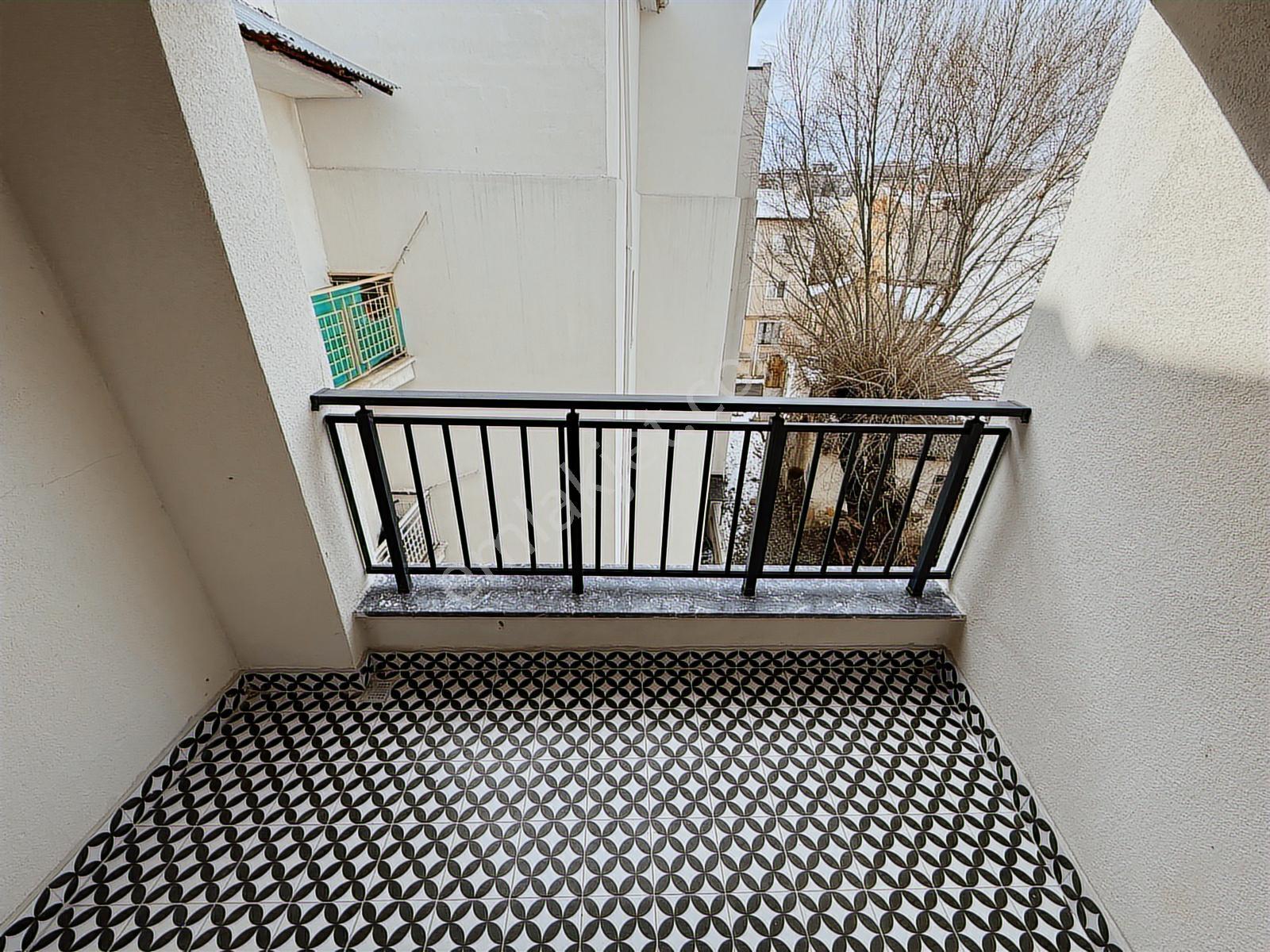 Hedef Emlaktan Çarşıda Ultra Lüx Loft Satılık 2+1 Eşyalı Daire - Görsel 20