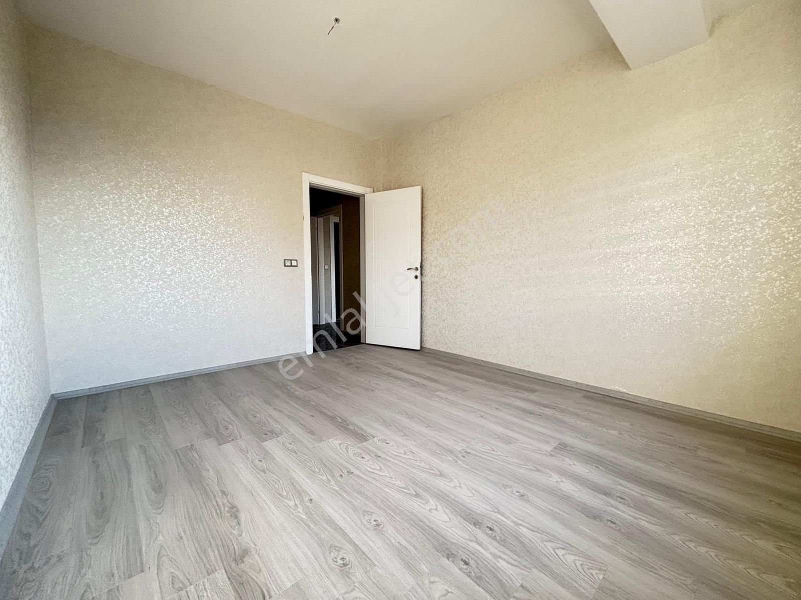 Uluğbey Mah.cadde Cepheli Geniş Ferah 3+1 Lüks Daire - Görsel 22