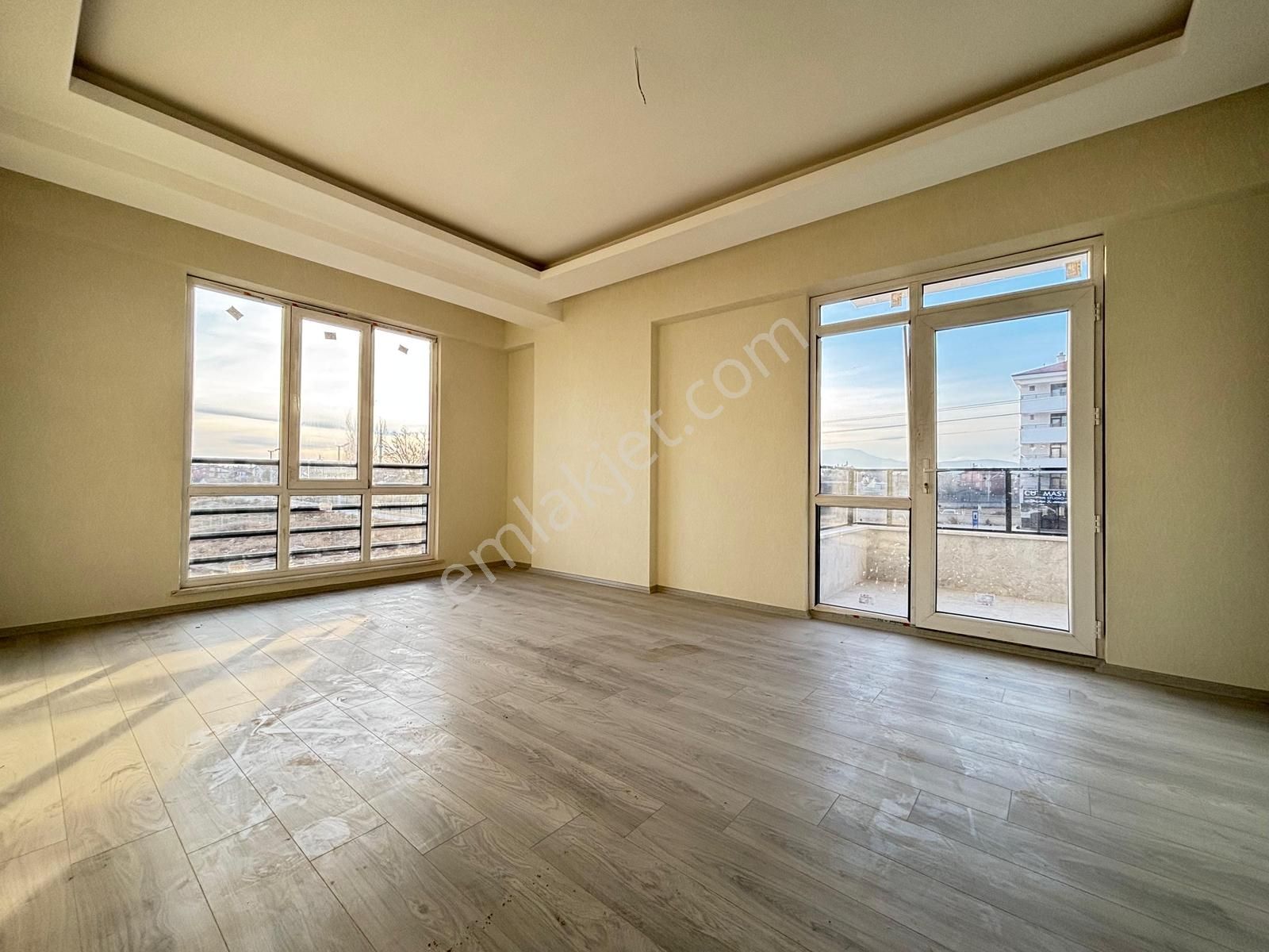 Uluğbey Mah.cadde Cepheli Geniş Ferah 3+1 Lüks Daire - Görsel 21