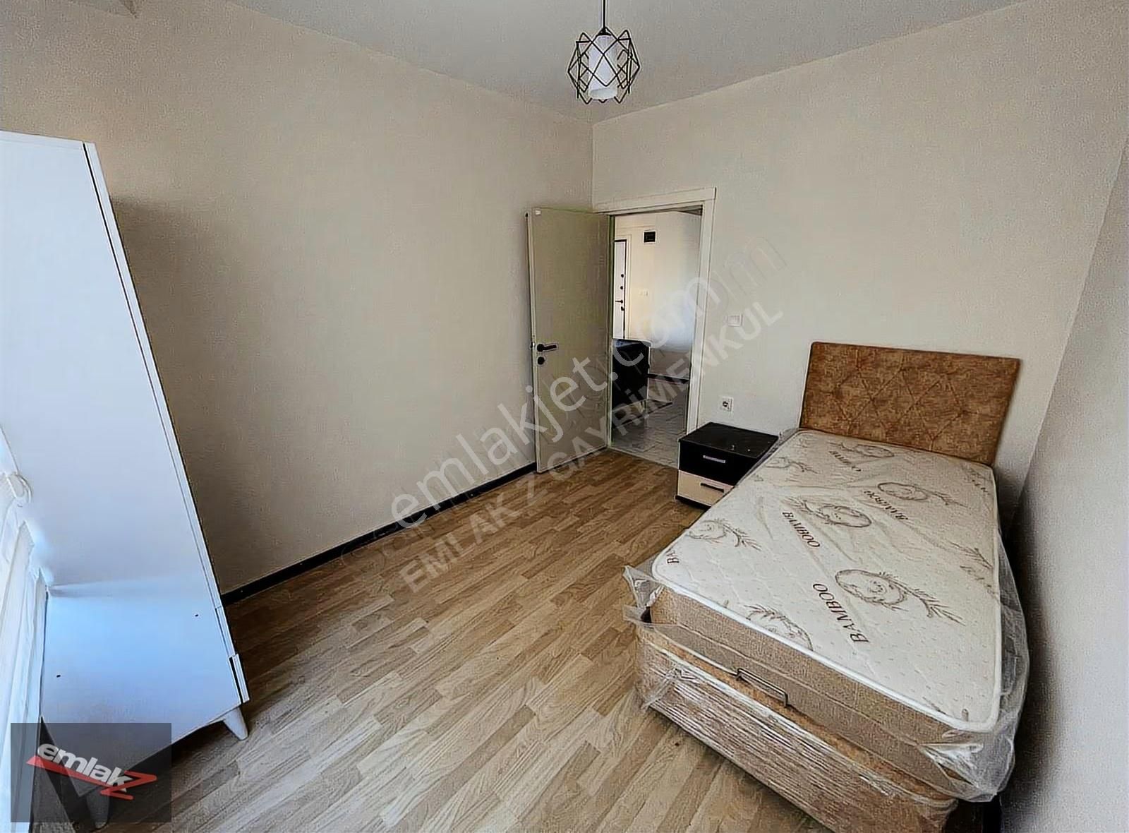 Emlak Z' Den ⫸ Ｆｉｒｓａt⫸ Üniversite Cad. 2+1 Havuzlu Satılık Daire - Görsel 4