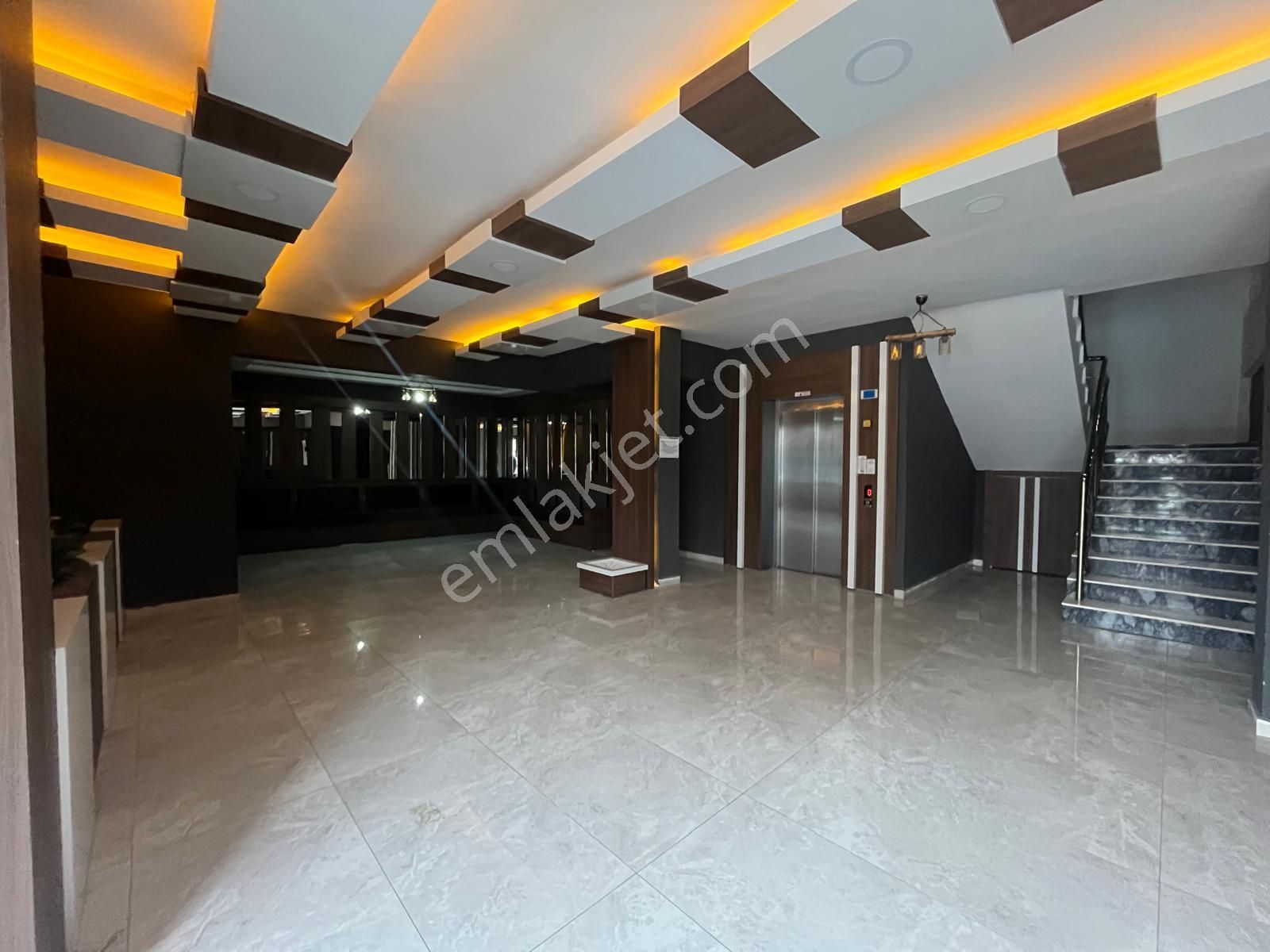 Törekent Mahallesinde 3+1 Site İçerisinde Fırsat Daire - Görsel 32